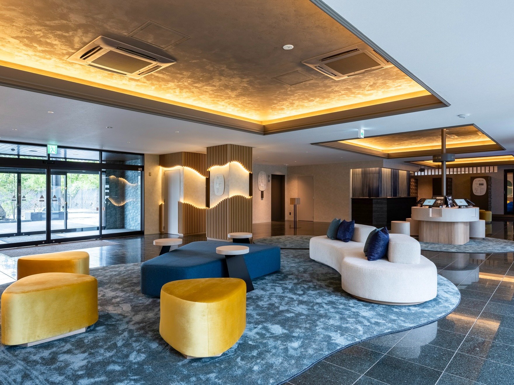 ���r�[