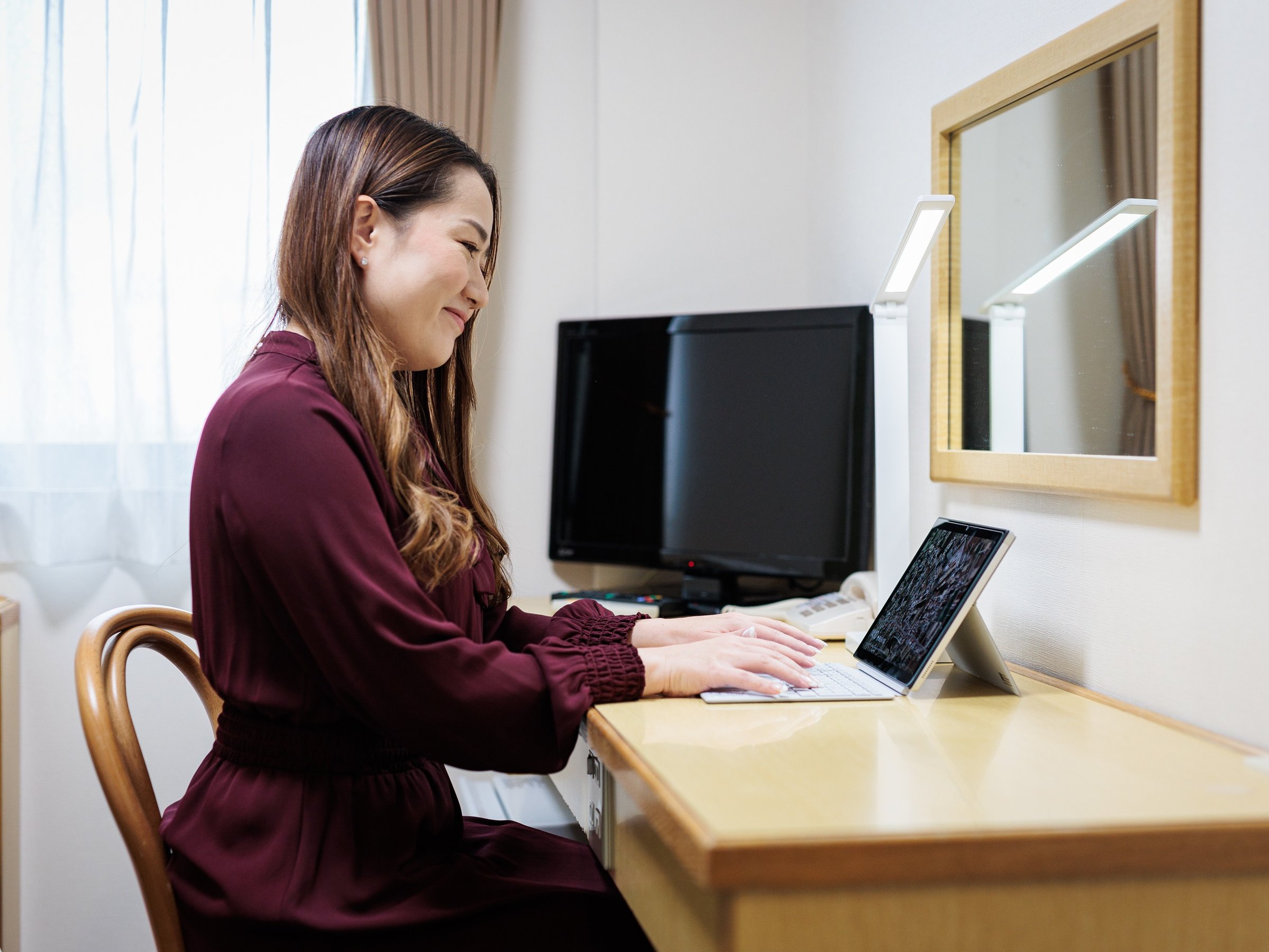 �q�����i