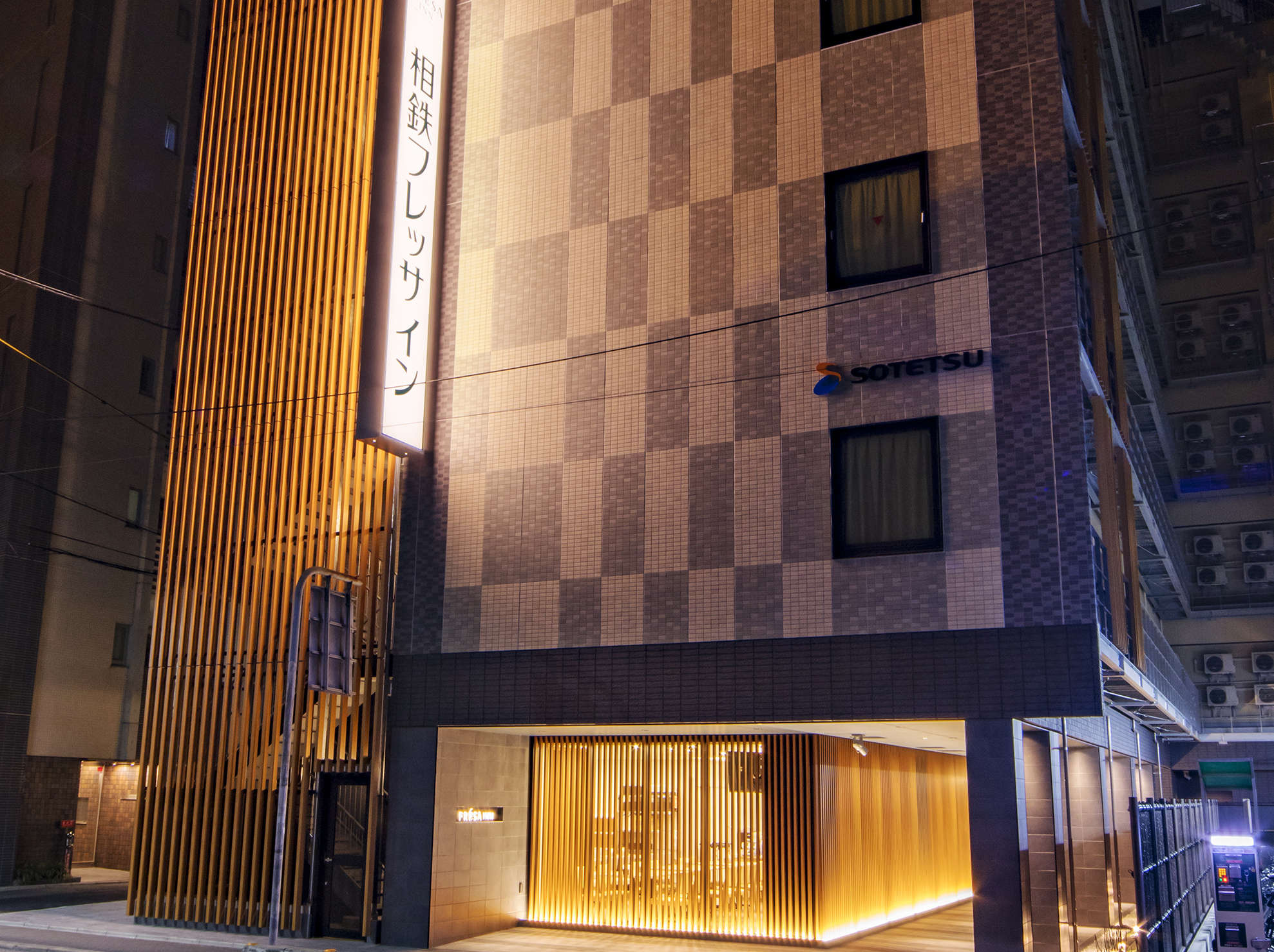 ���s�炵�������������F�����̊O�ρi��j