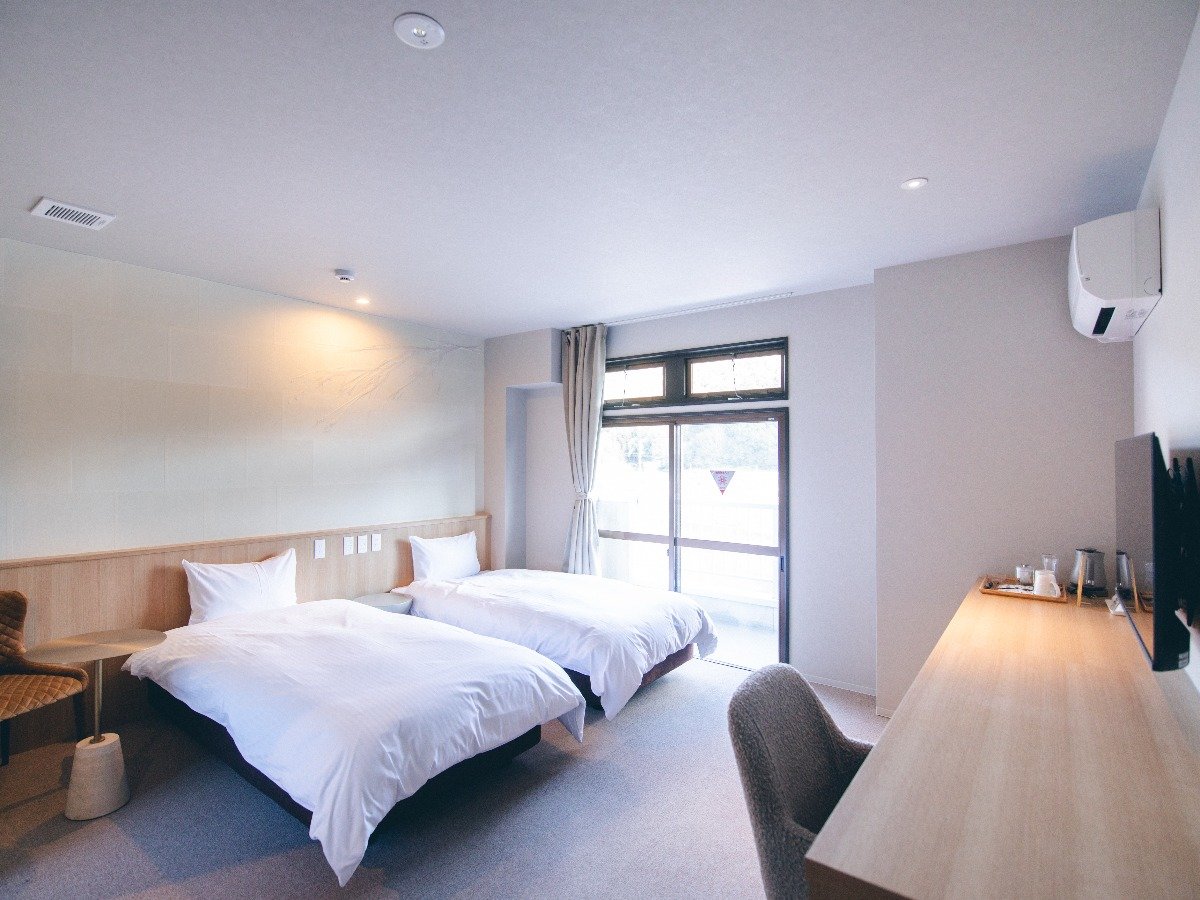 �y2026�N2�����j���[�A���z�f���b�N�X�c�C��