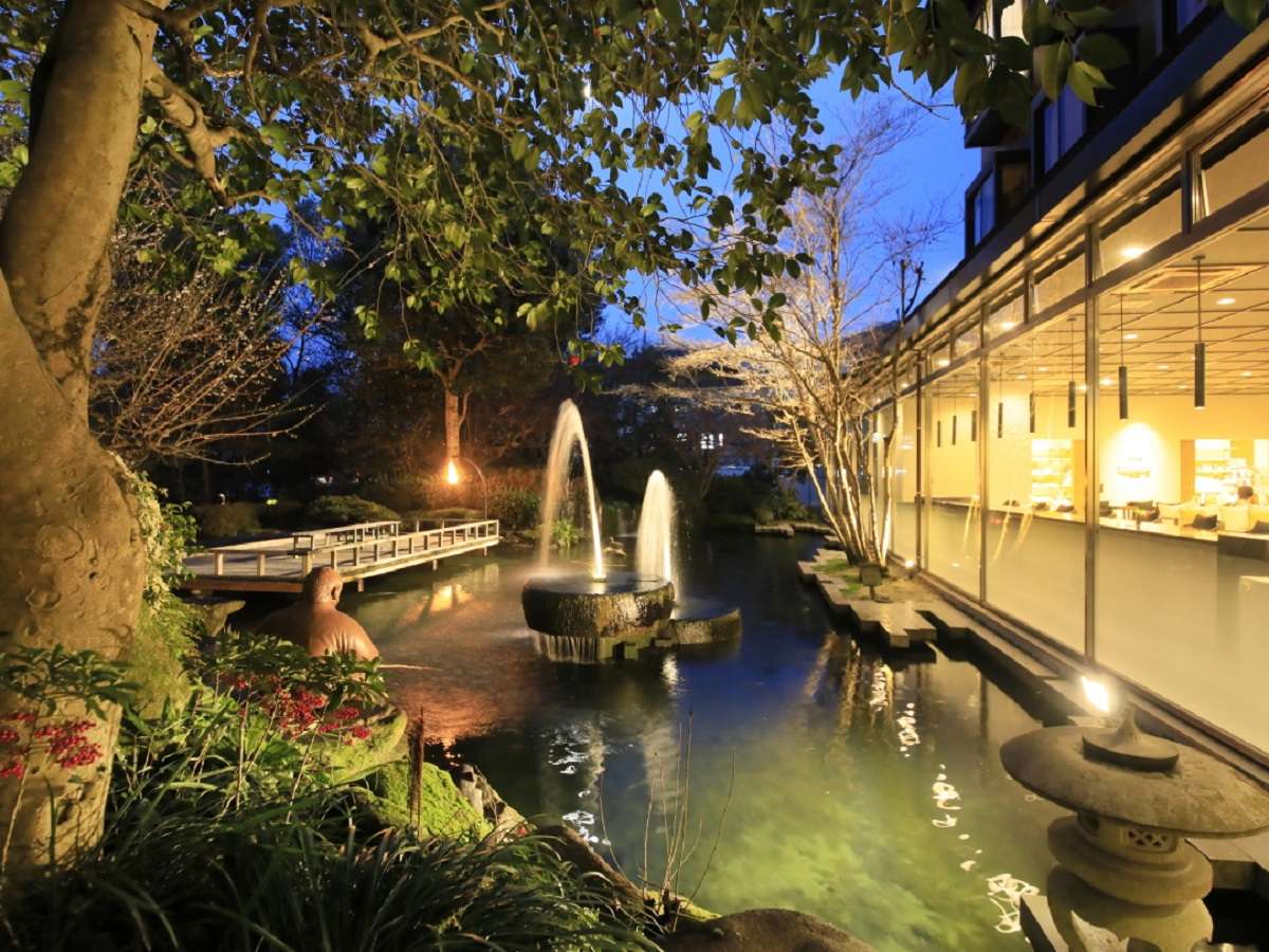 zIɃCgAbvꂽ뉀]ރr[