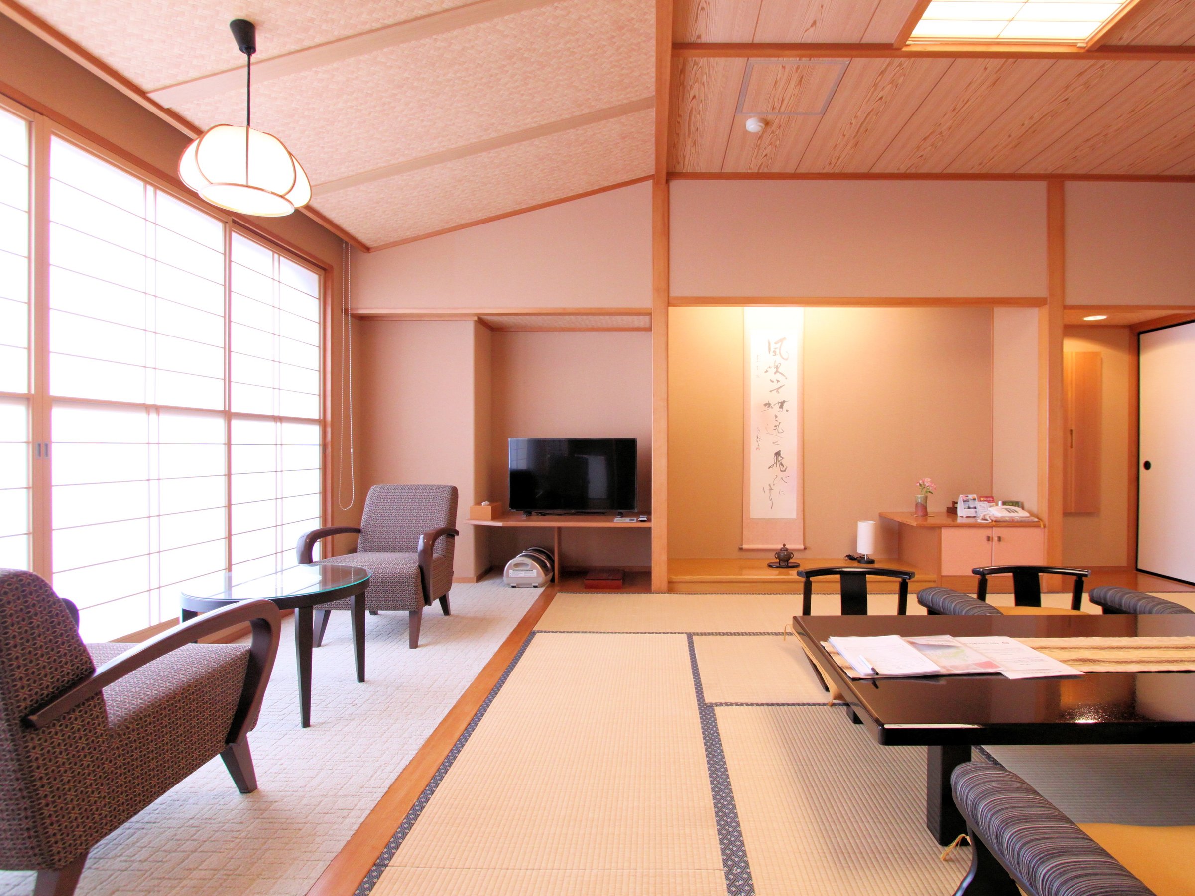 �y�����z�u���L���^�։��v�I�V���C�t���q���^12.5��