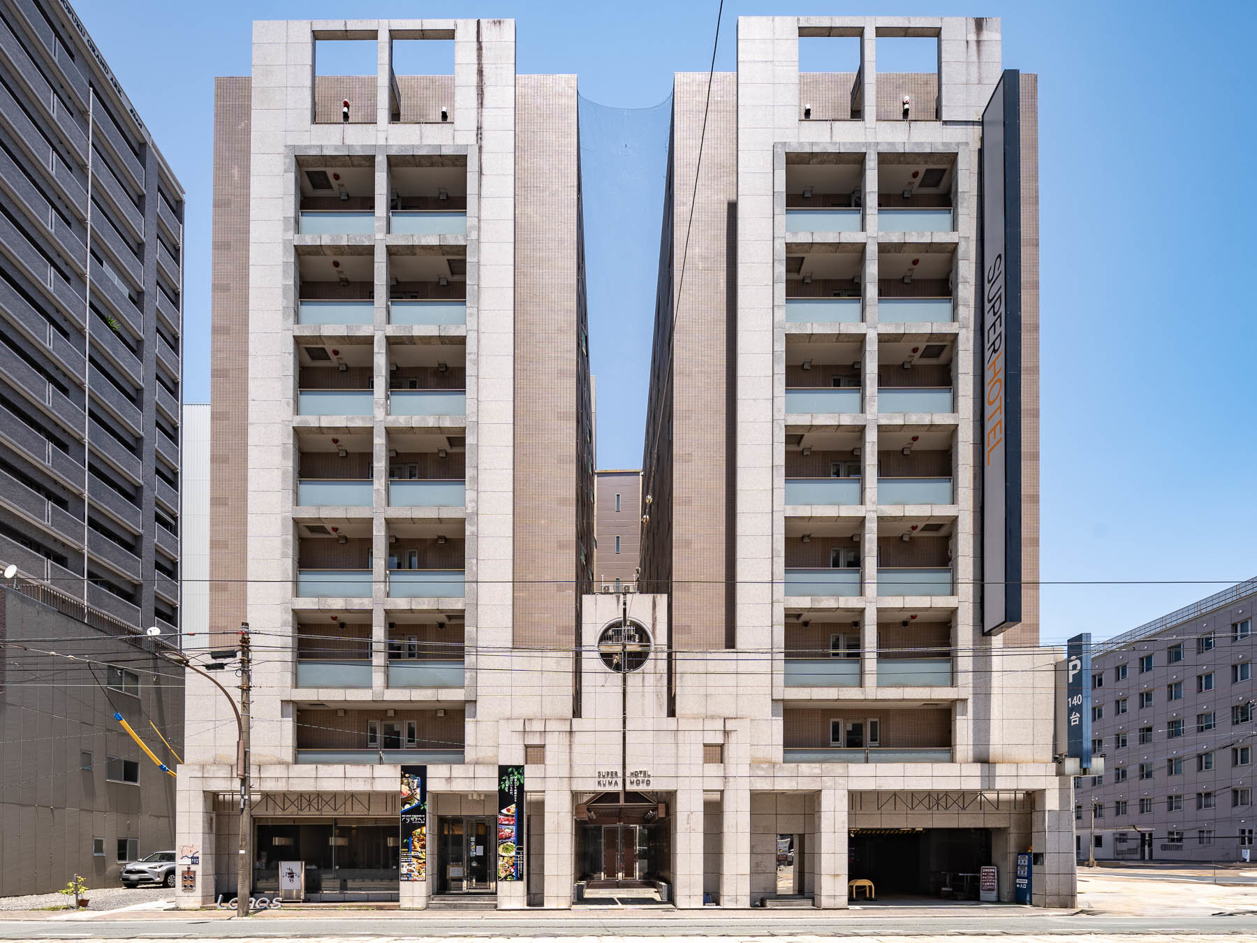 ���ʂ̃G���g�����X�ł��o�}�����܂�