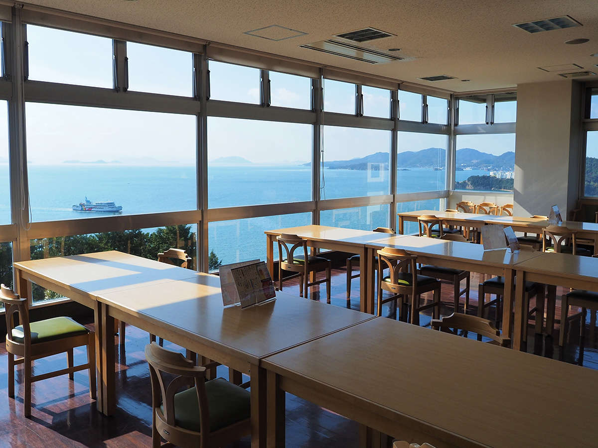 ���X�g��������̊C�̒���