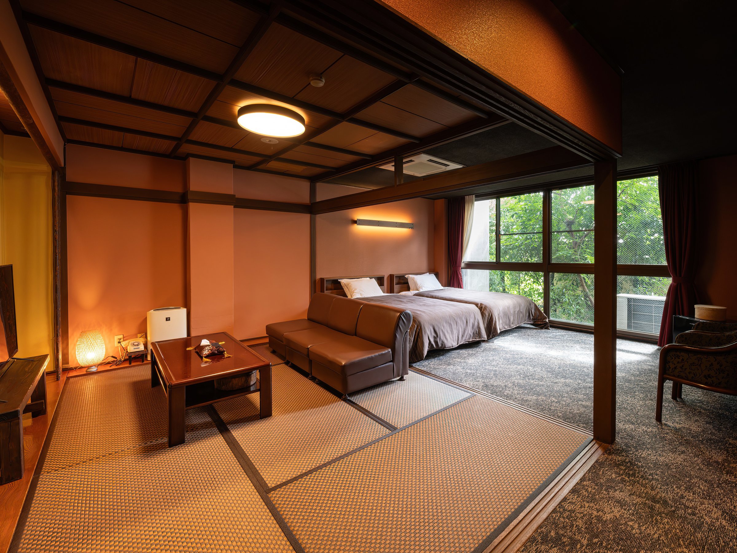 �����^�C�v�^���m�x�[�V�������a�m�������ʏ��E�����C���j���[�A���σo���A�t���[�Ή�