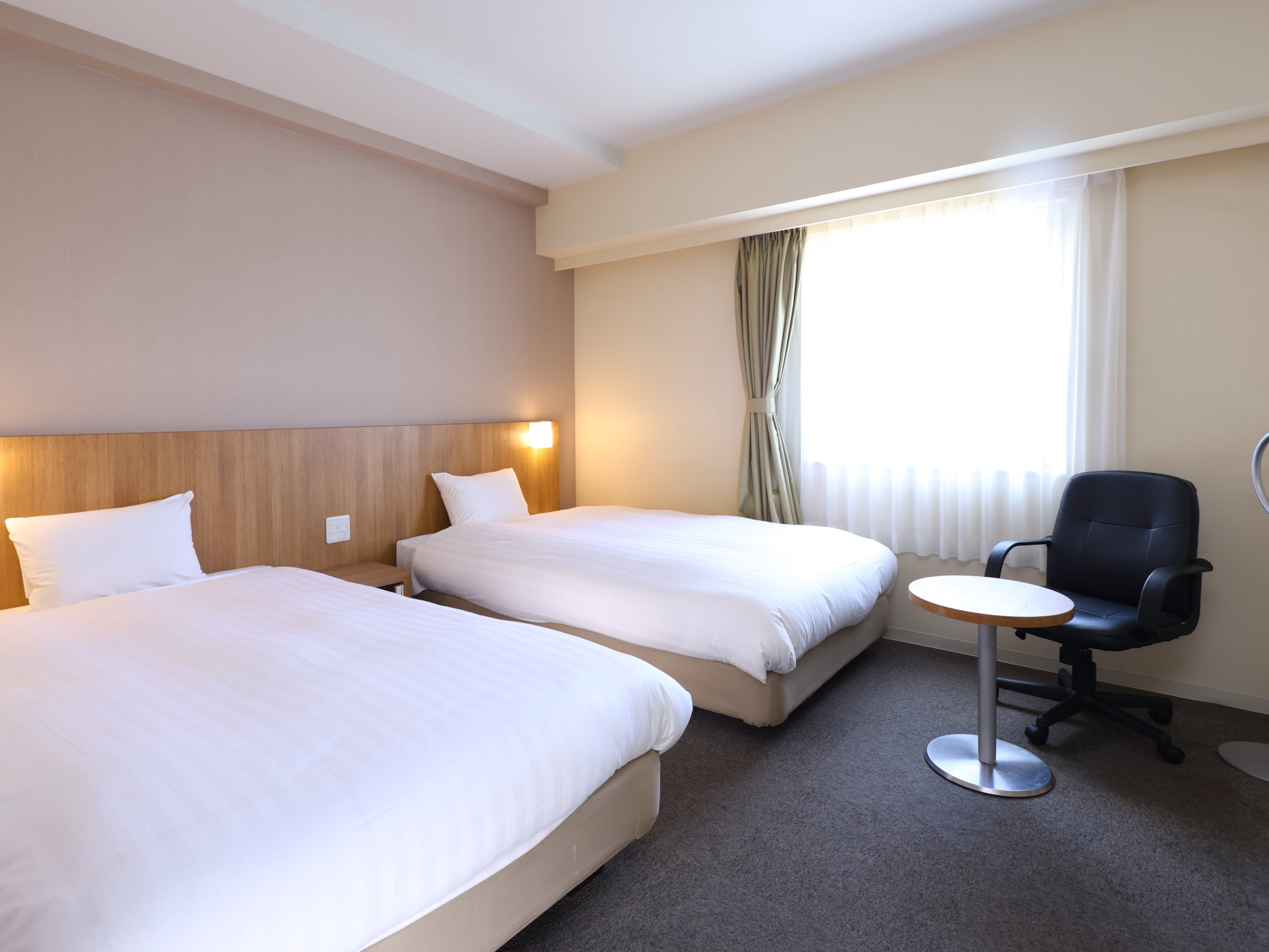 cC[22.5ā@VOxbh2@xbgTCY120p~205p@32^X}[ger