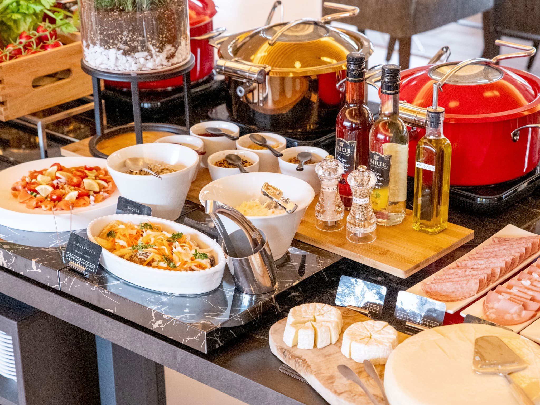 �y���H�z�k�C���̖��͂��l�܂����a�m��70��ނ̒��H�r���b�t�F