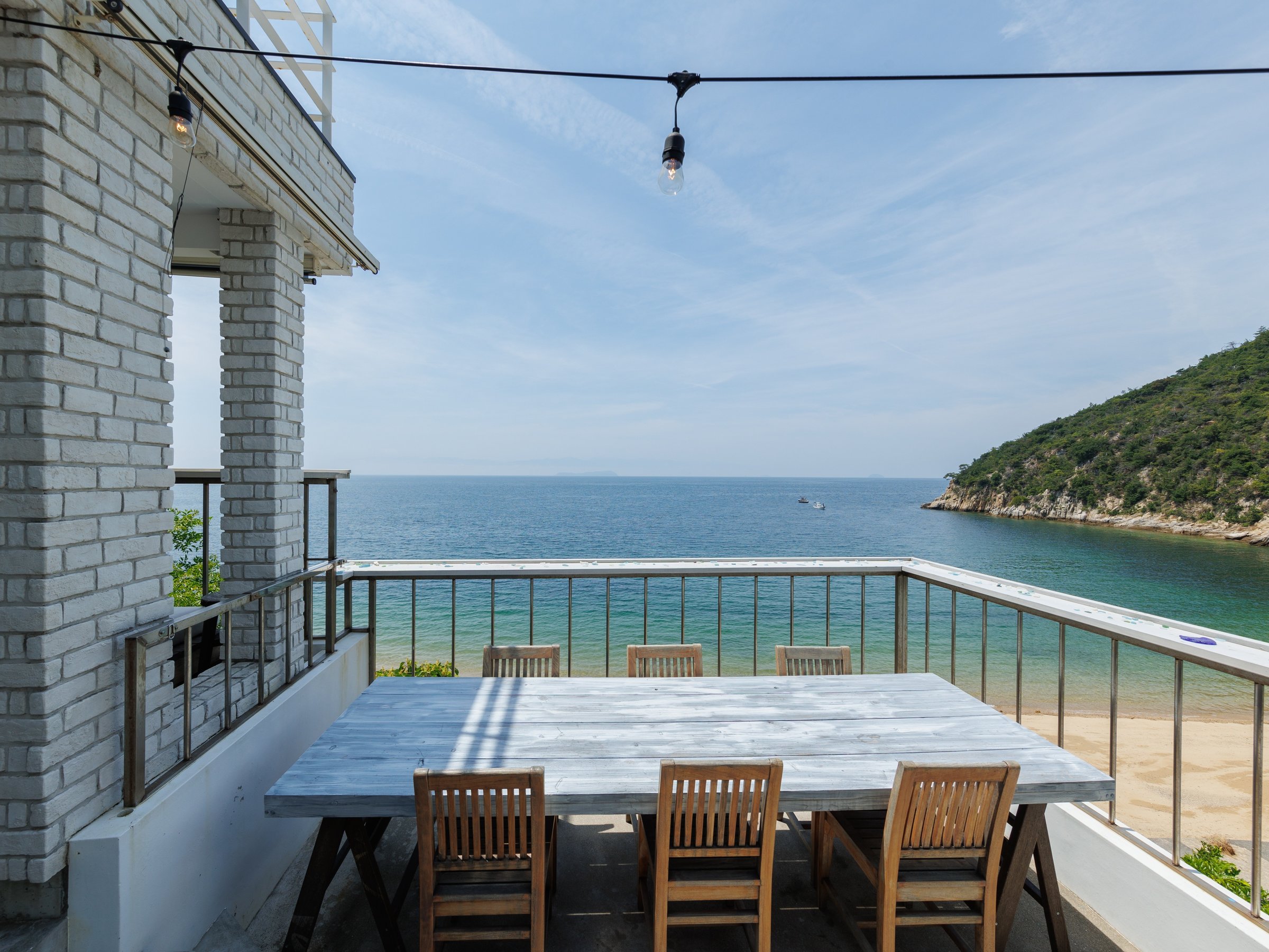 �C�͂��������I�e���X�֎����o���Ă��H�����\�B