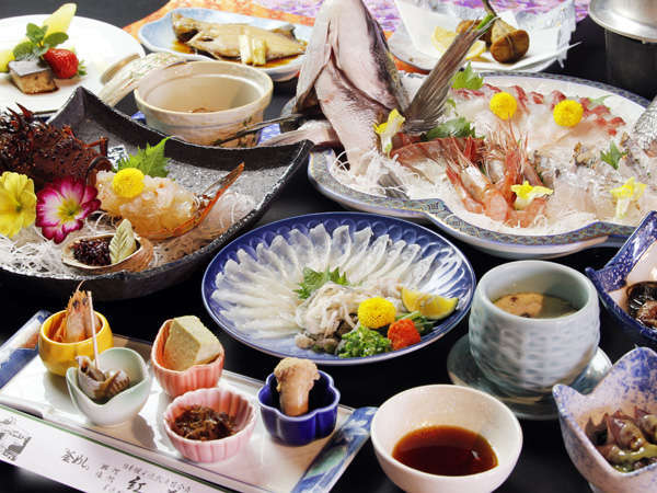 伊勢海老・地魚のお造り・てっさ!!知多の恵みをお楽しみ下さい♪