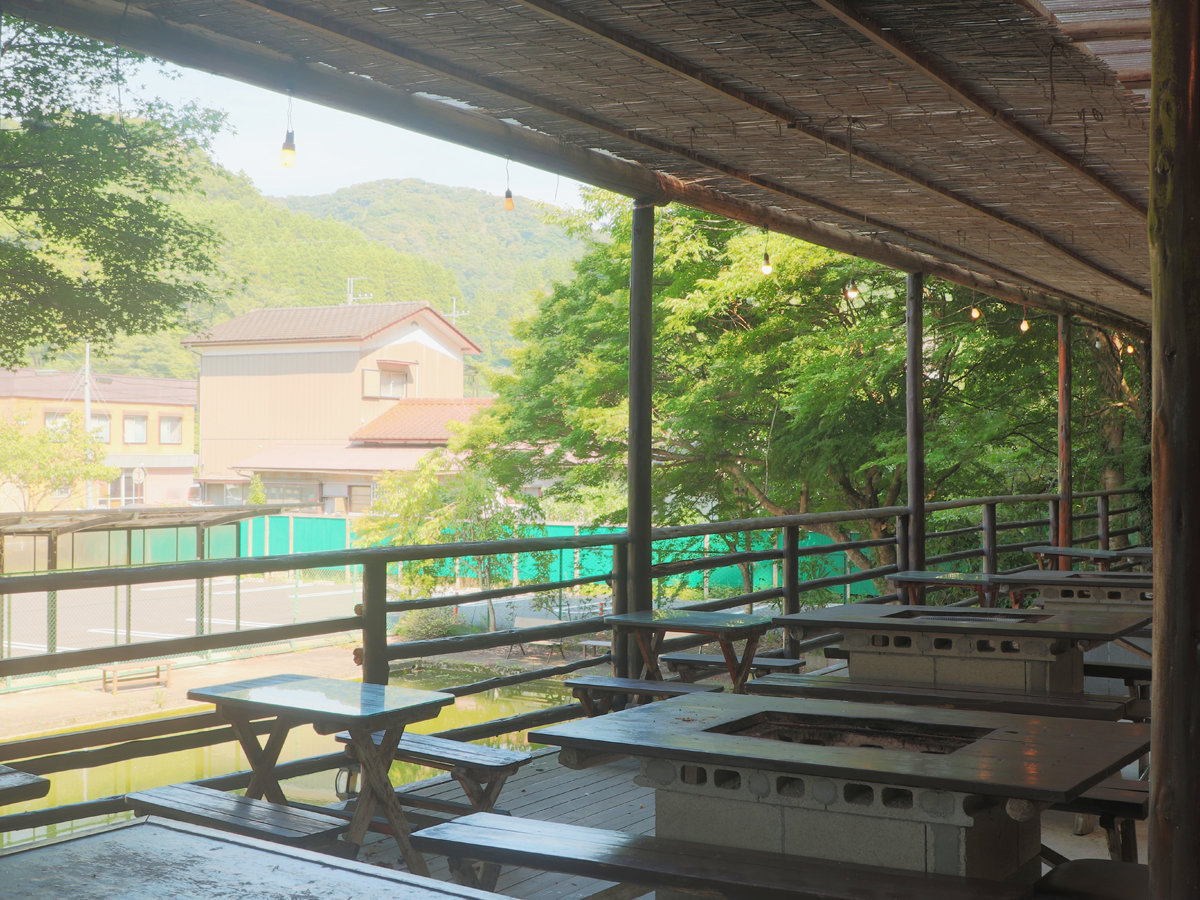 �ޖx�������낷BBQ�e���X 