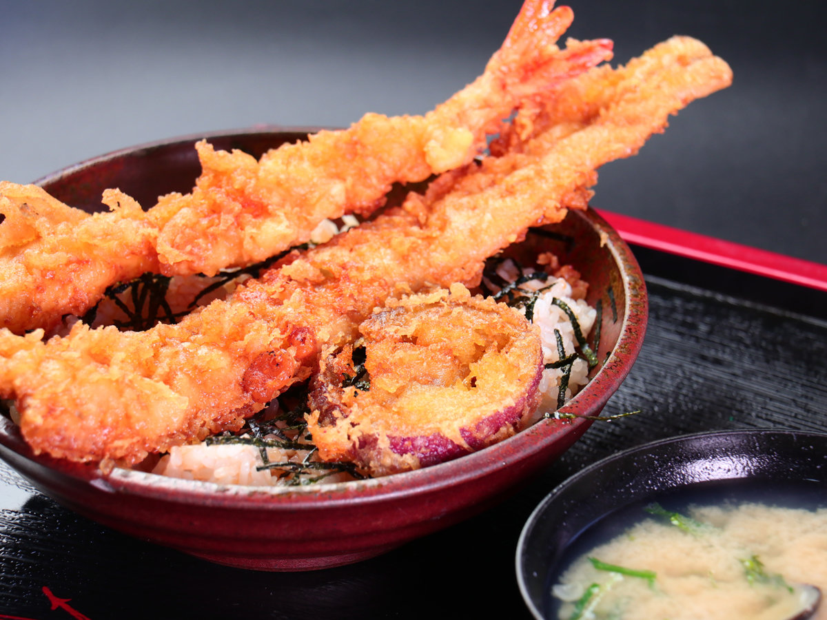 �y�~�b�N�X�V���z�傫�ȃG�r�ƌ��q�̓V��