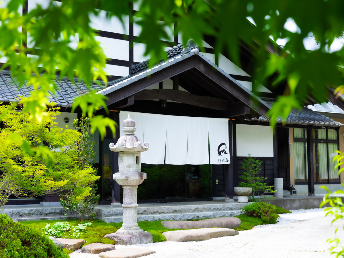 �킸��5���̎��R�L���ȌÖ��Ƃ̏h