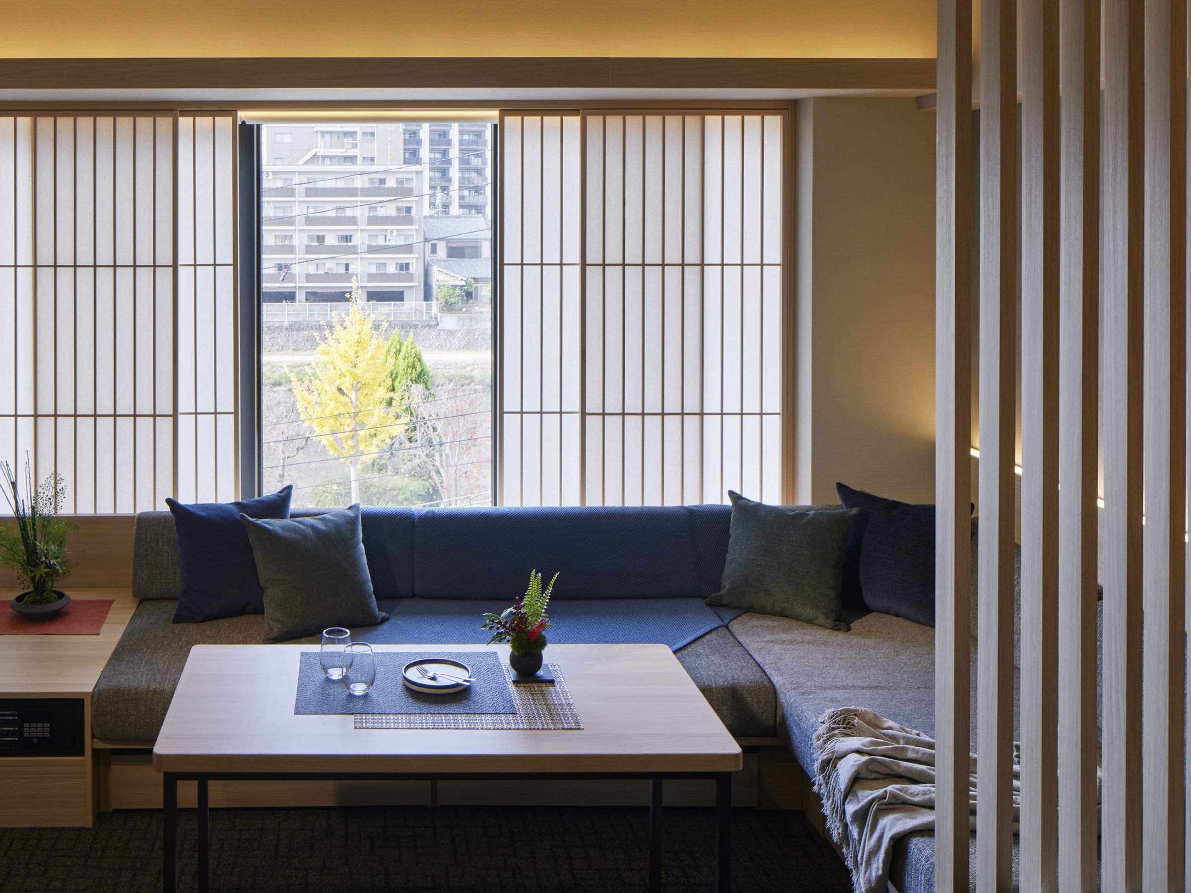 Moderate 4 Beds River view