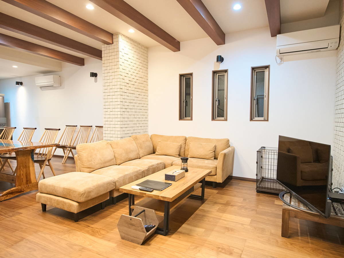 ���r���O