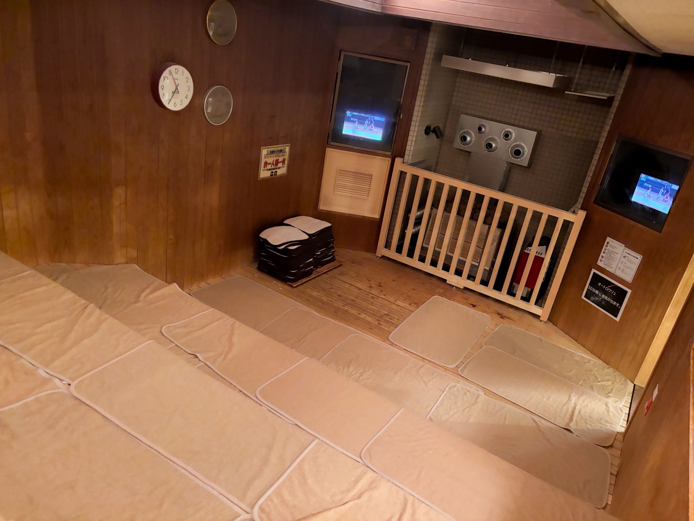 ���ԃT�E�i