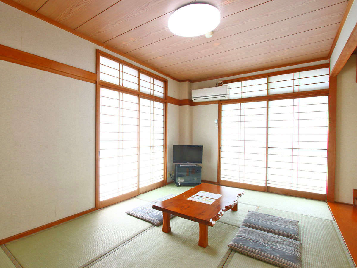 �y12���a�����z�O���[�v���s�ɂ҂������