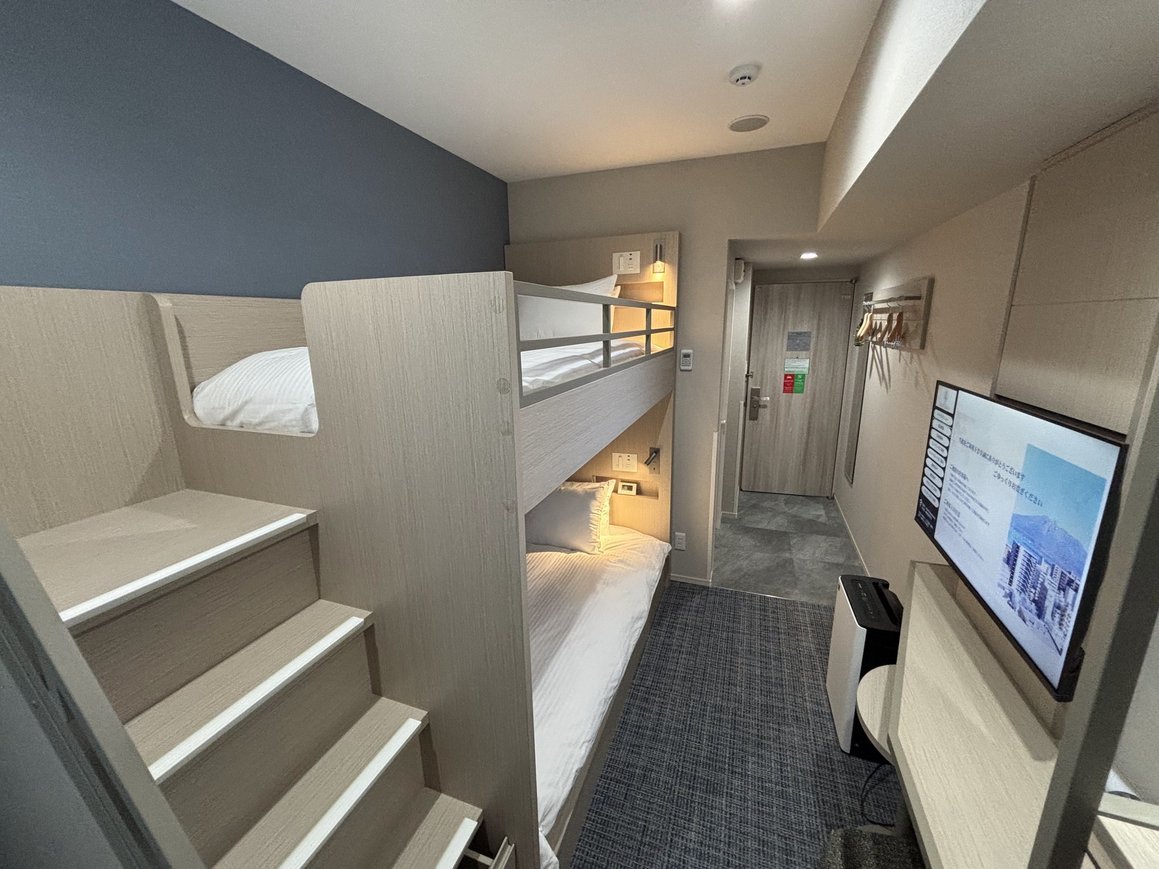 �L���r���c�C��