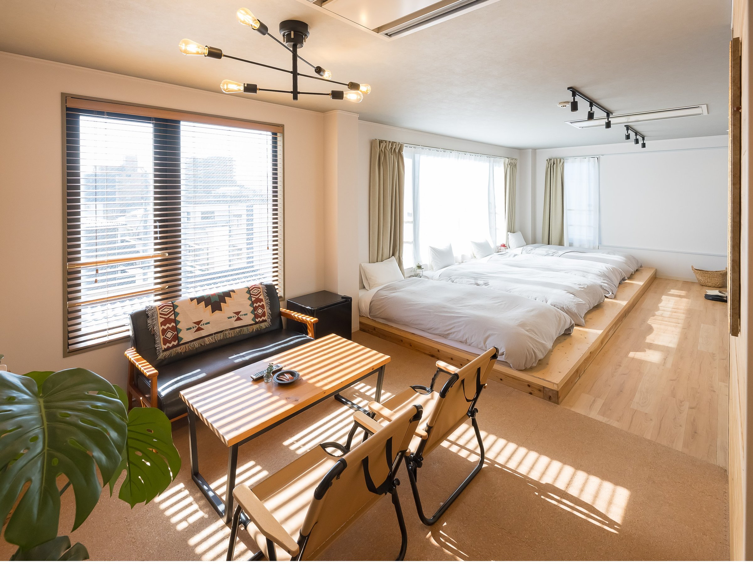 Room�S,peak�̂������ł��B���F�l�Ƃ��Ƒ��ł��B�V���O���x�b�h4��ł������Ƃ��x�݂��������B