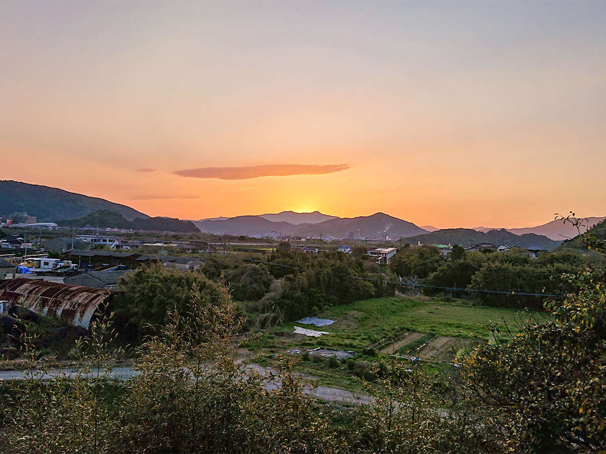 �E���ӂ̌i�F