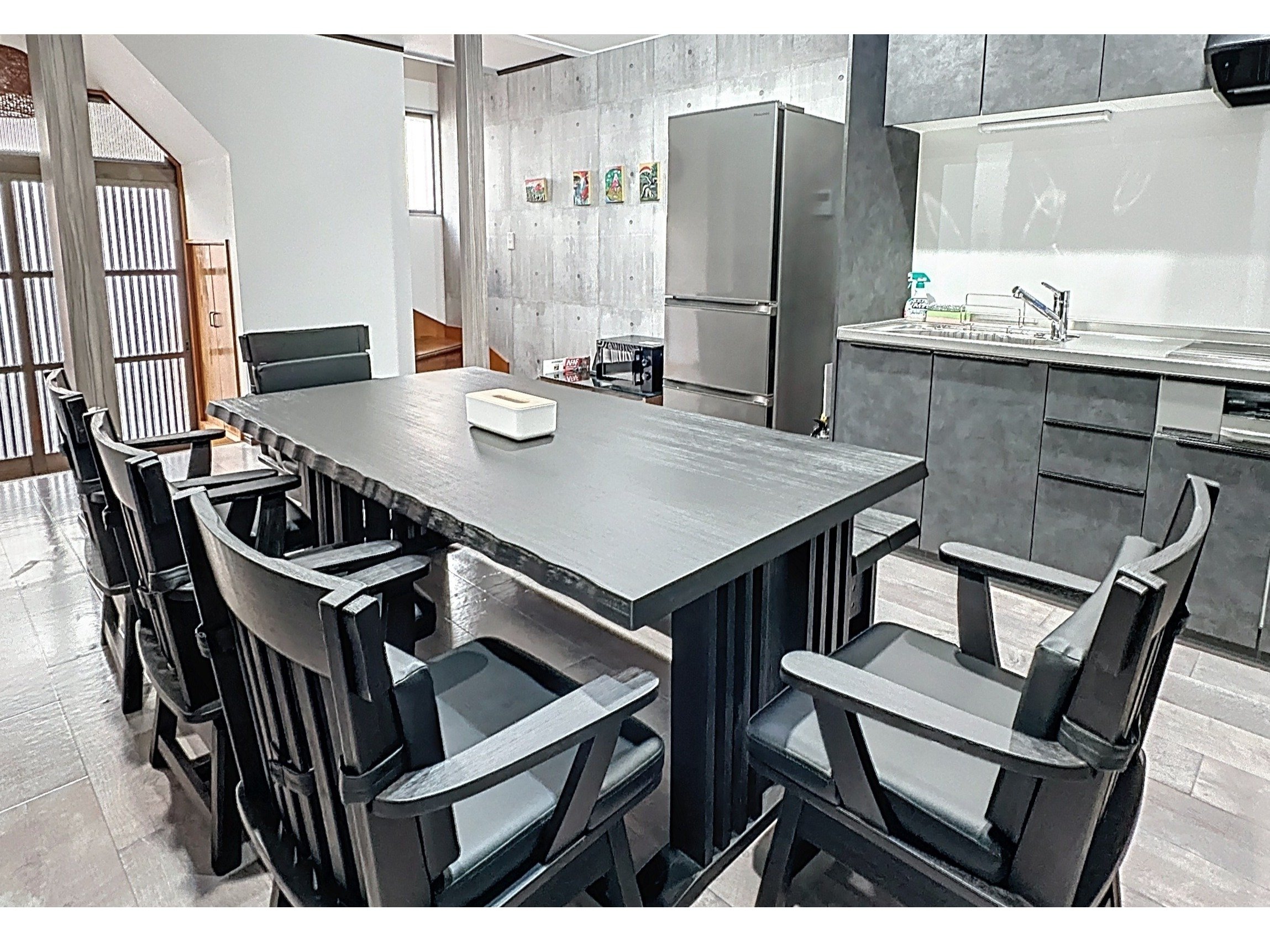 �_�C�j���O�ł������ƐH���₨���Œc���ł��܂�