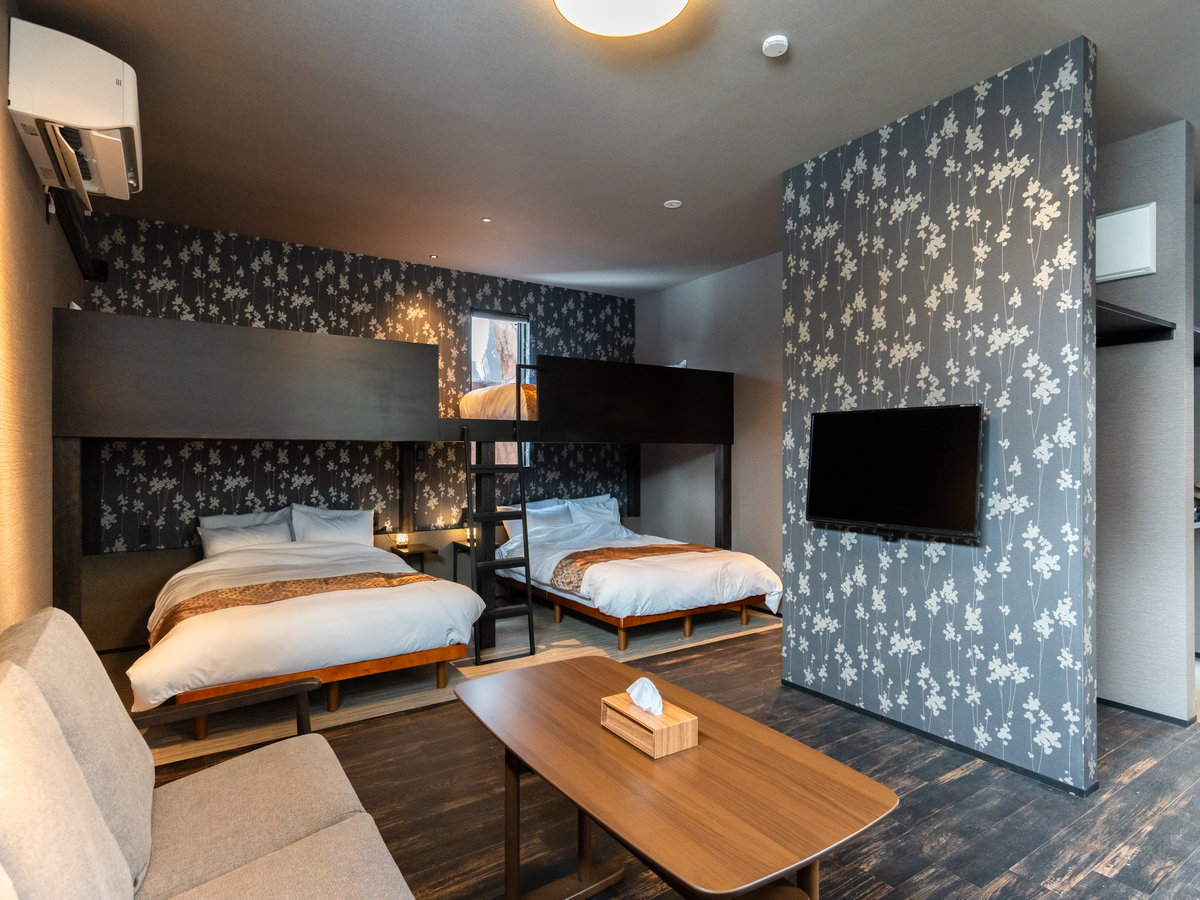 Room4ɂĕǎقȂ܂