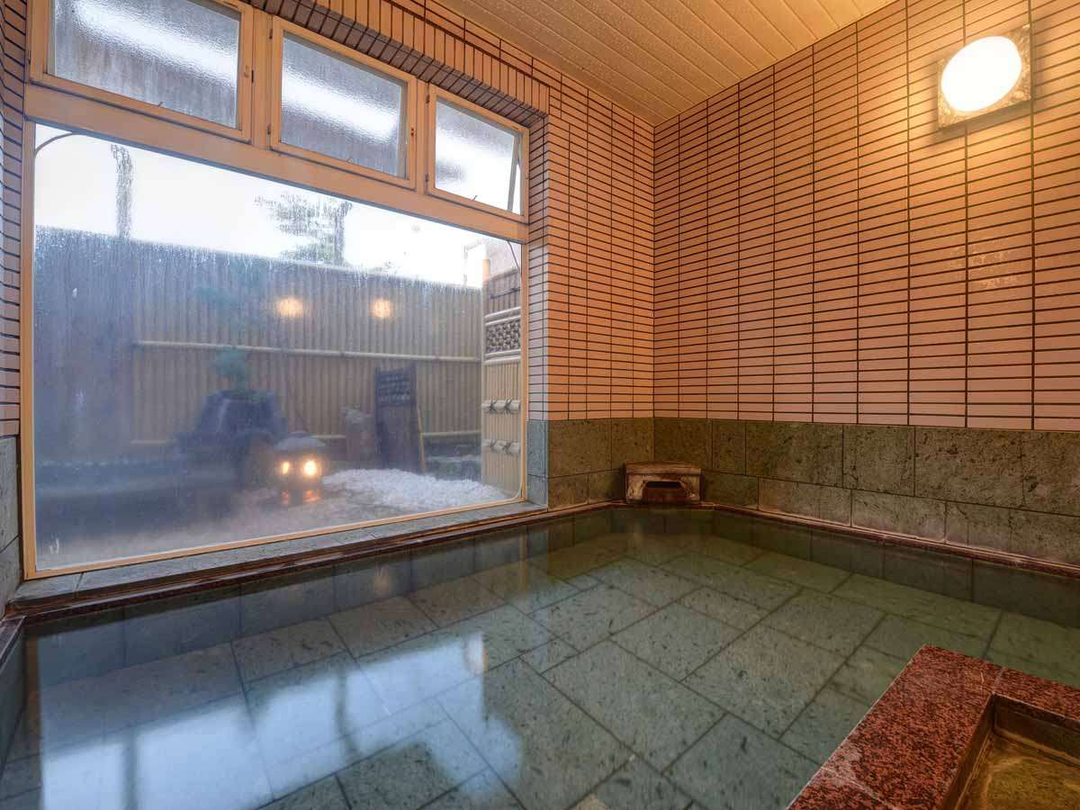 *yIVCz厺BIVCPԑݐؖł24AIVC23܂ŁB