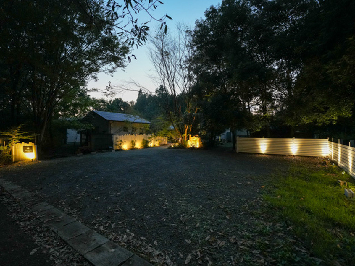 ��O�ρ⌶�z�I�ȃ����v