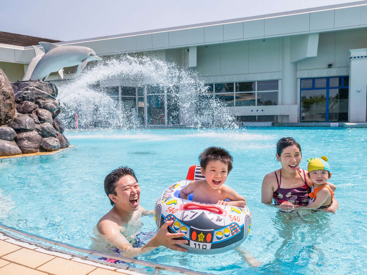 2026�N���O�W�����{�v�[���̉c�Ƃ�7/25�i�y�j�`8/31�i���j���I���o�i�i�v�[����8/1�`8/23�܂ŊJ���I