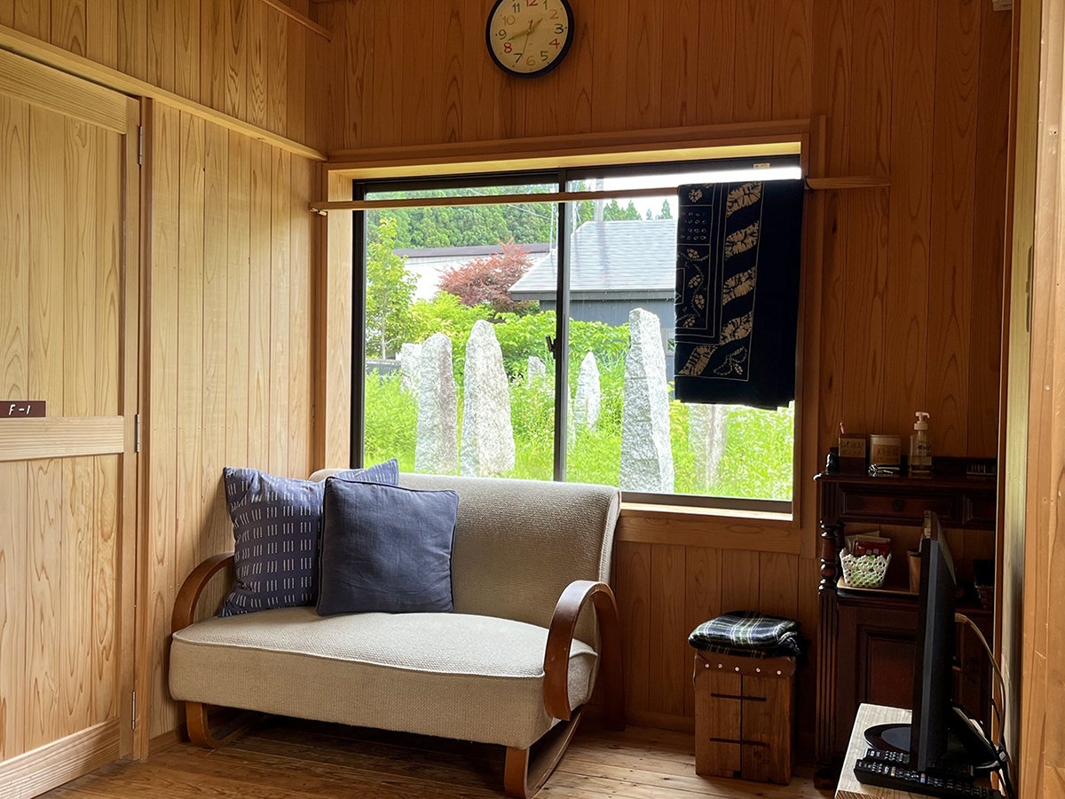 Eyӂ낤FrOz傫ȑ͂̐Β܂