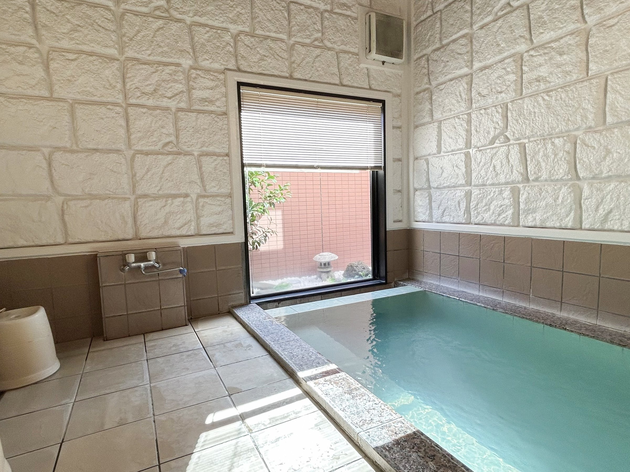 �����嗁��