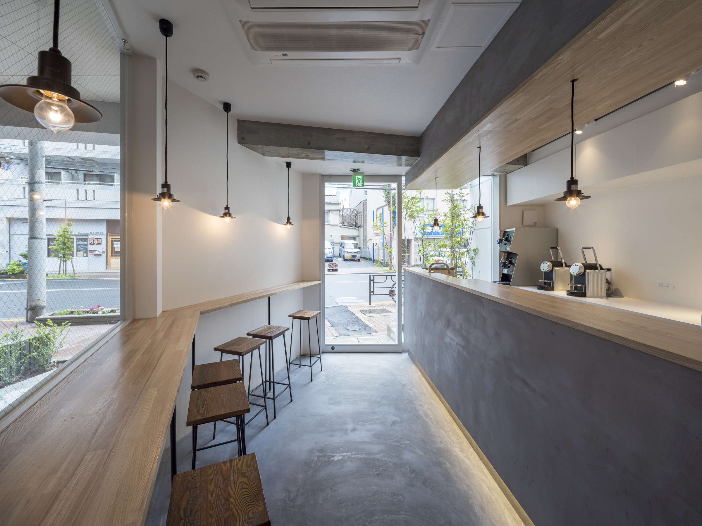 dots. tokyo cafe