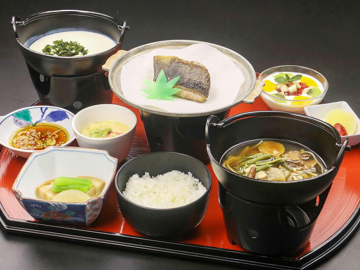 #���H���A�@�h�{�o�����X�ƍʂ�A�f�ޑI�тɂ�����������H�����񋟂��Ă���܂��B