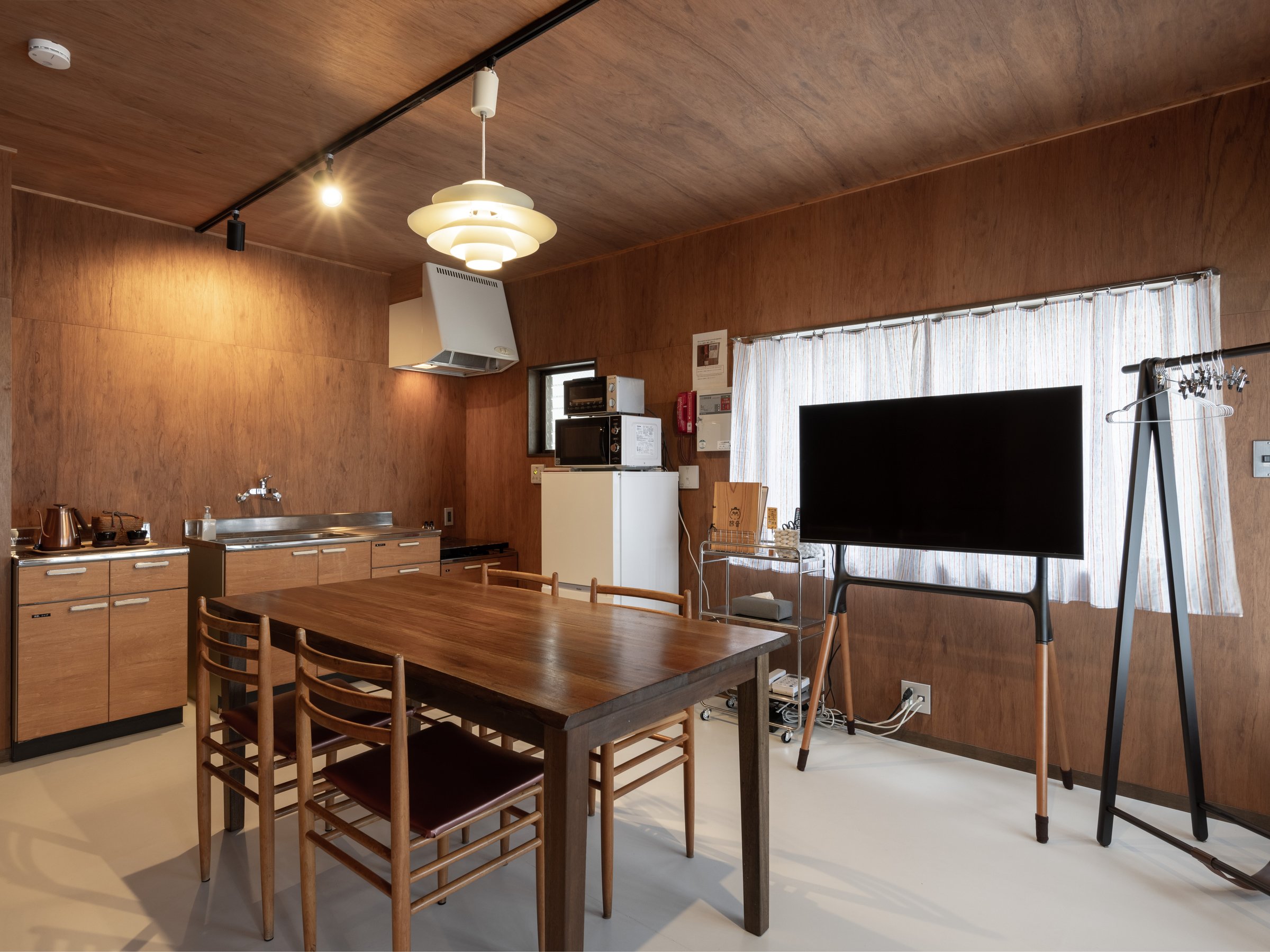 ���r���O