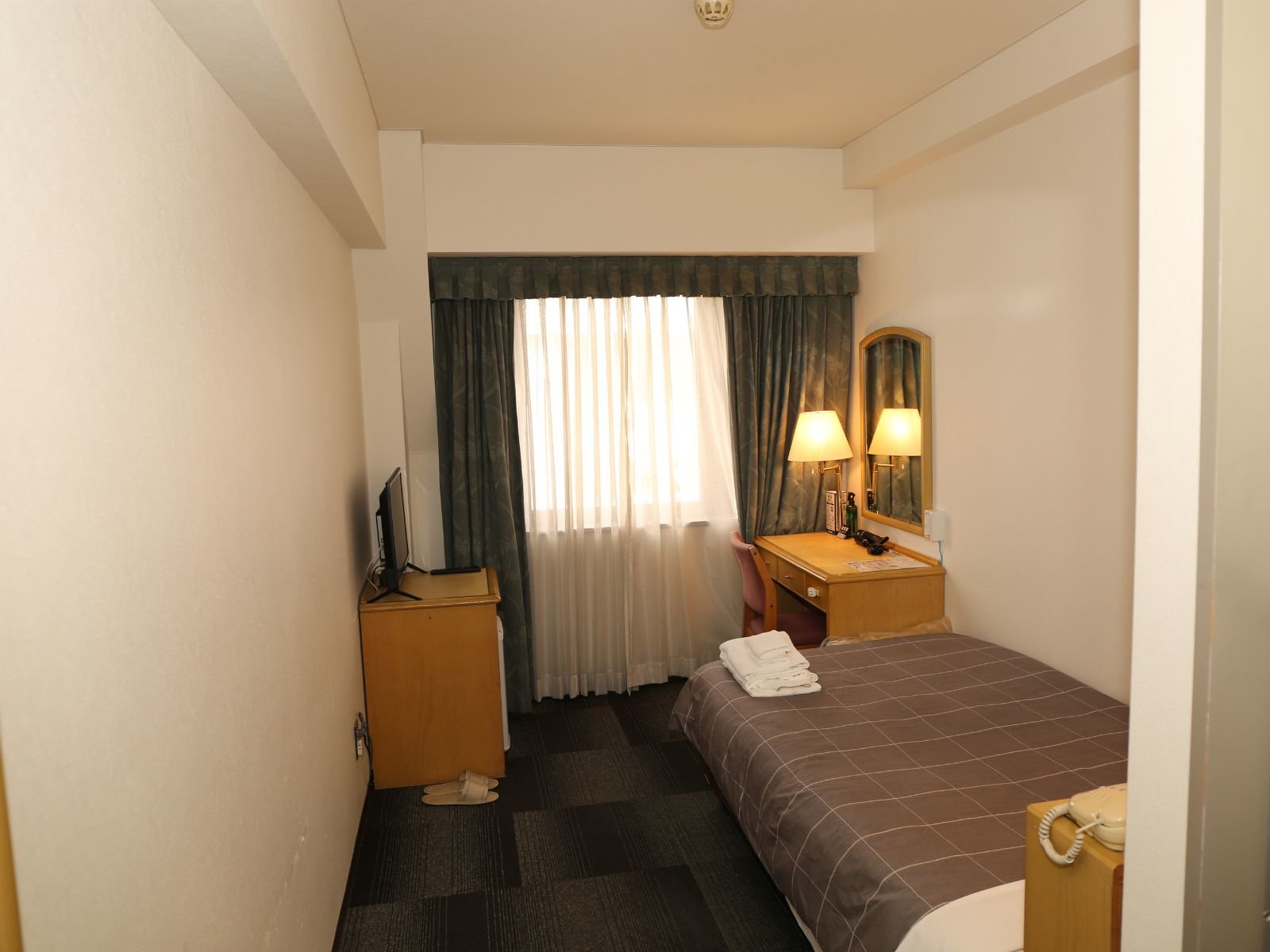 �y�V���O���z����