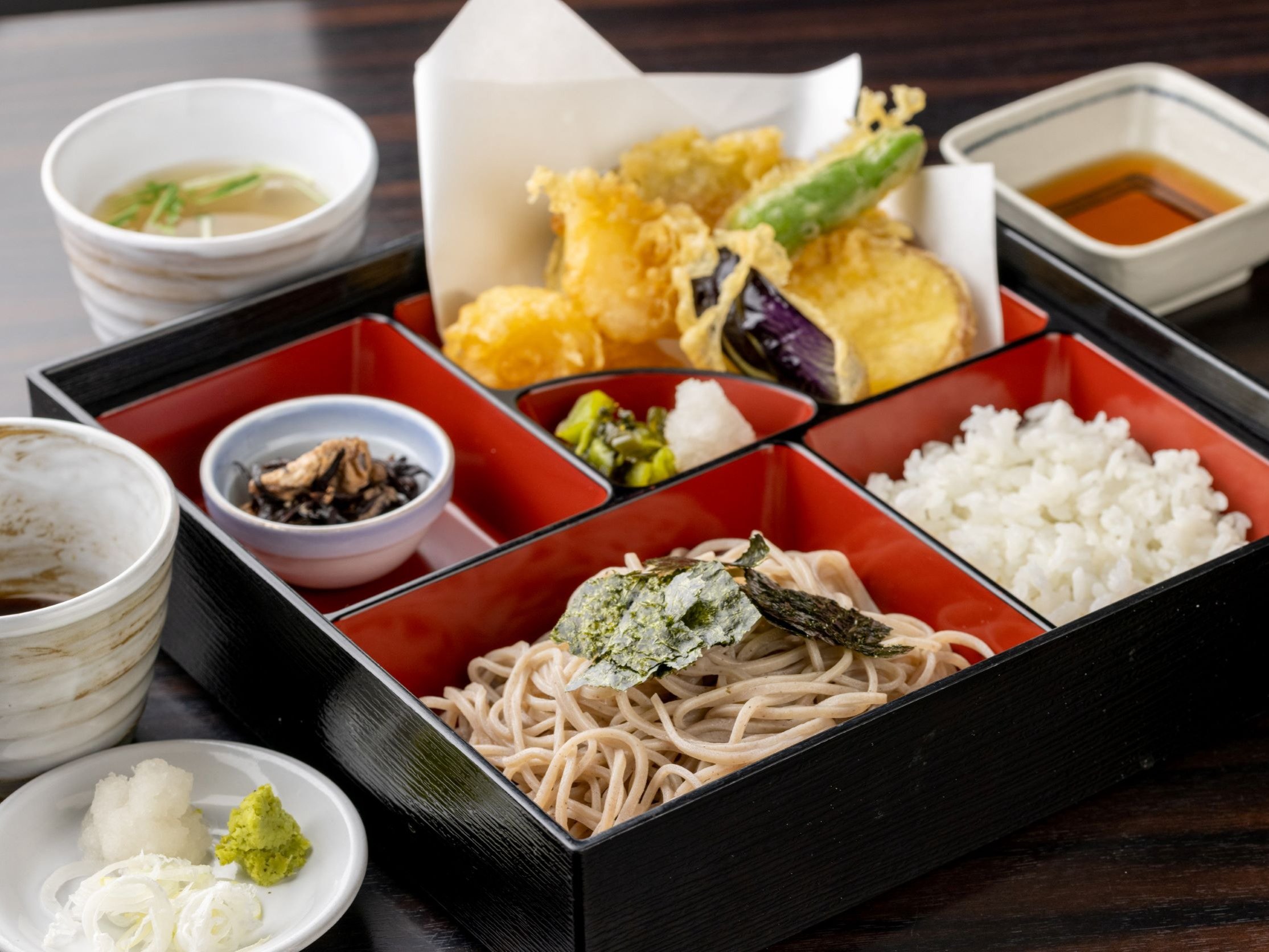 �y�H�����H�z�z�n���͊ݐH���i�M���� �V�Ղ�Ƃ��΂̃Z�b�g�@����x���E�c�Ǝ��ԗՎ��ύX����j