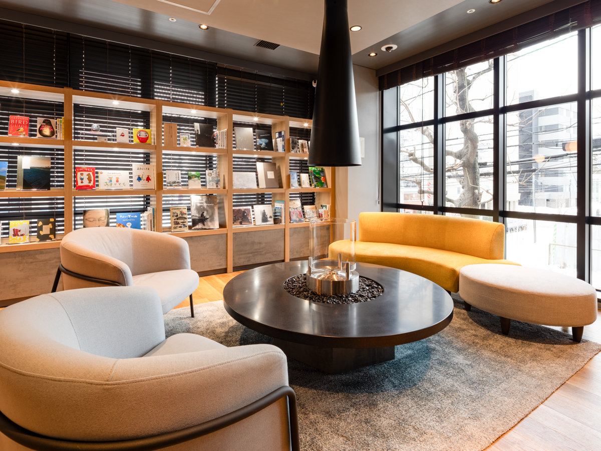 �y���C�u�����[�J�t�F�z������ꂽ�̂Ɋ������A������肭�낰��\�t�@