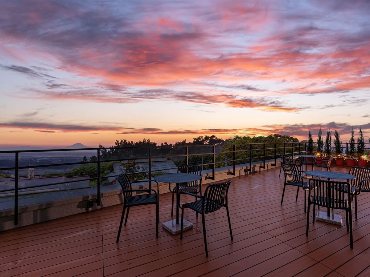 ��i���E���W�@�Y��Ȋ֓��������]