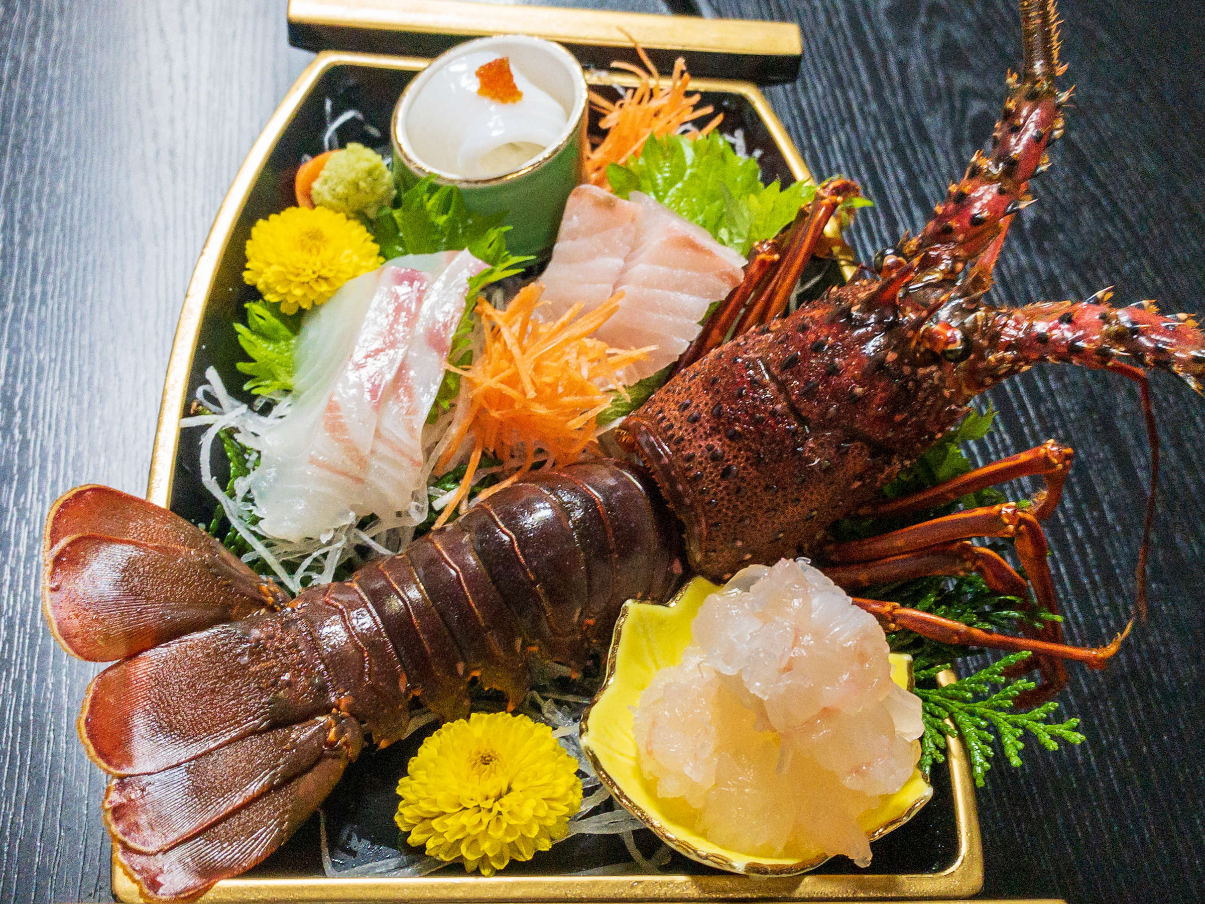 �y�ɐ��C�V�Ɖ�ȗ����z����l�l���̂����萷�荇�킹�C���[�W�i�����̓��e�͐��g���ɂ��قȂ�܂��j