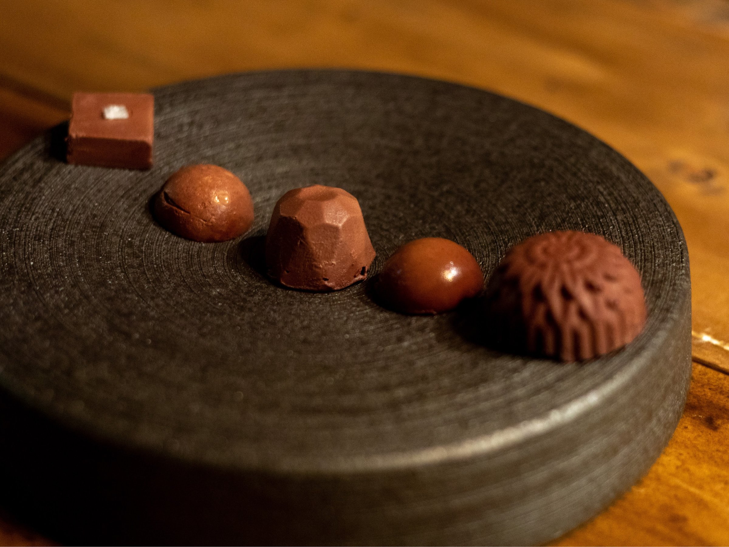 ���ł��ꂩ����V�F�t�͌����̃`���R���[�g���玩�Ɛ��B��т����S��Ƒf�ނւ̑z�������y���݉������B