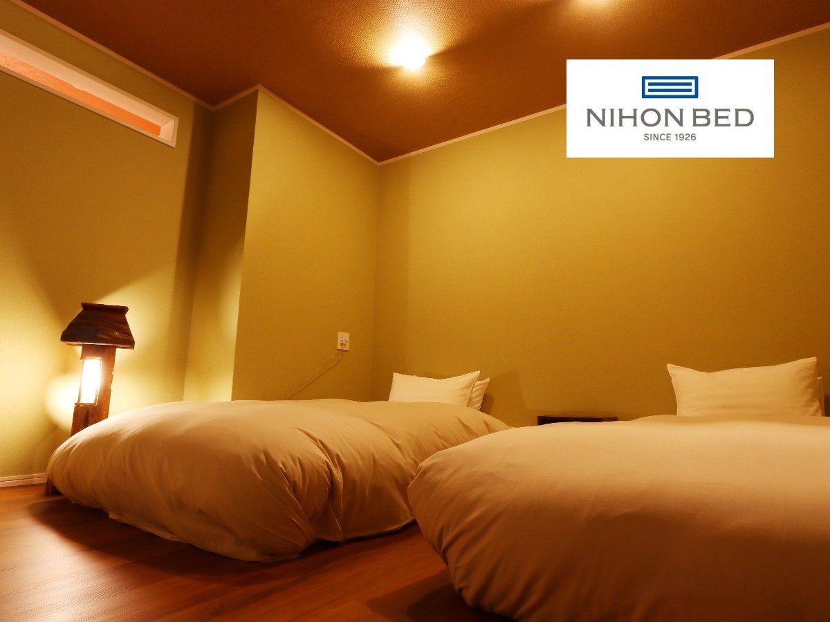 WjAXC[gEam@NIHON BED̃}bgXŊ̐QSň