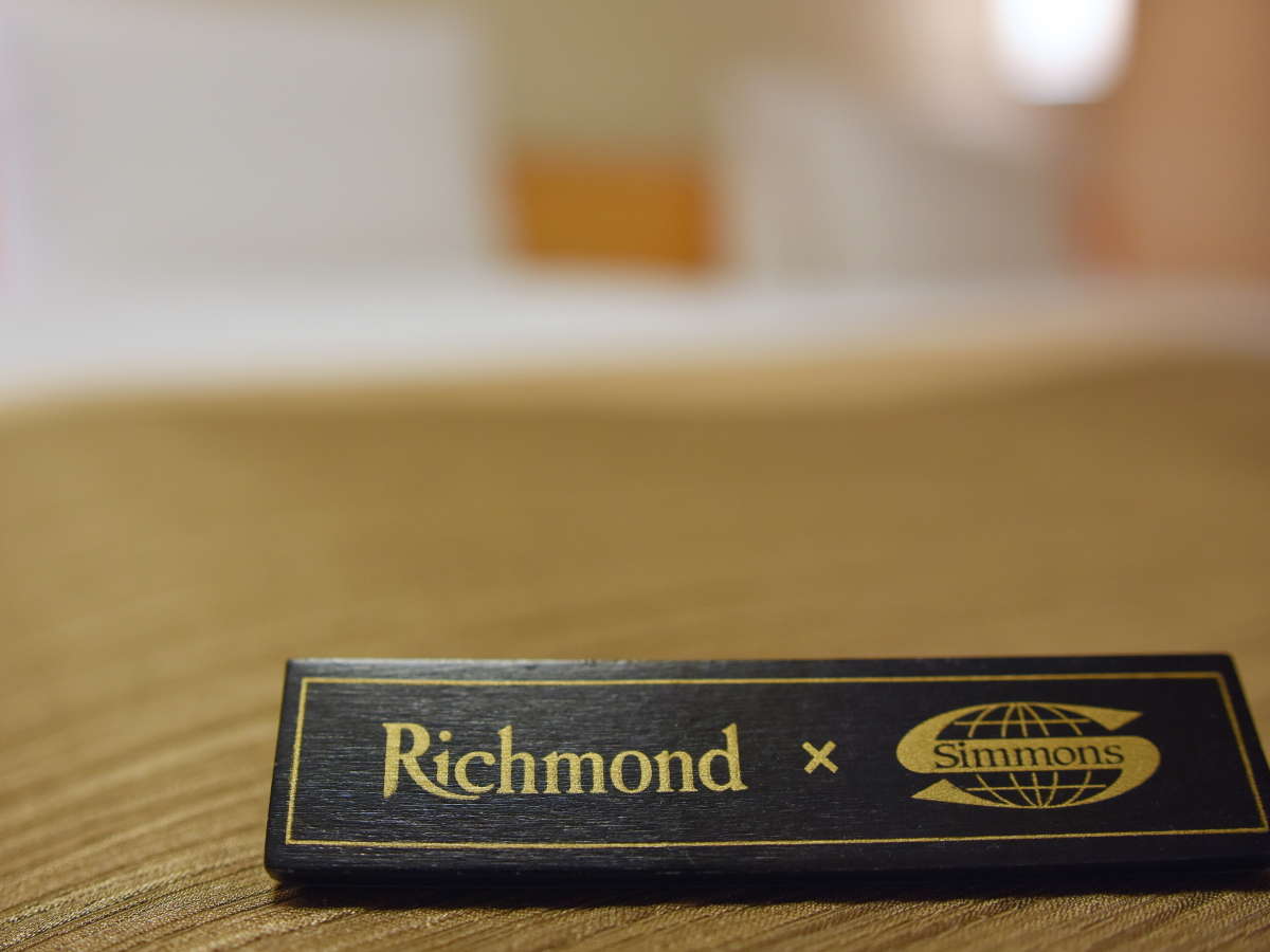 �S���V�����Y�А��̃x�b�h�����p��