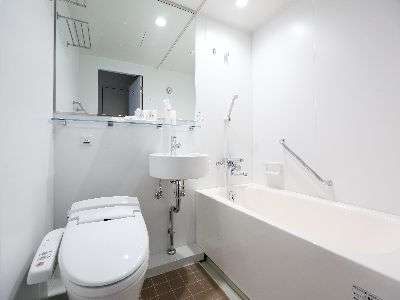 �o�X���[��