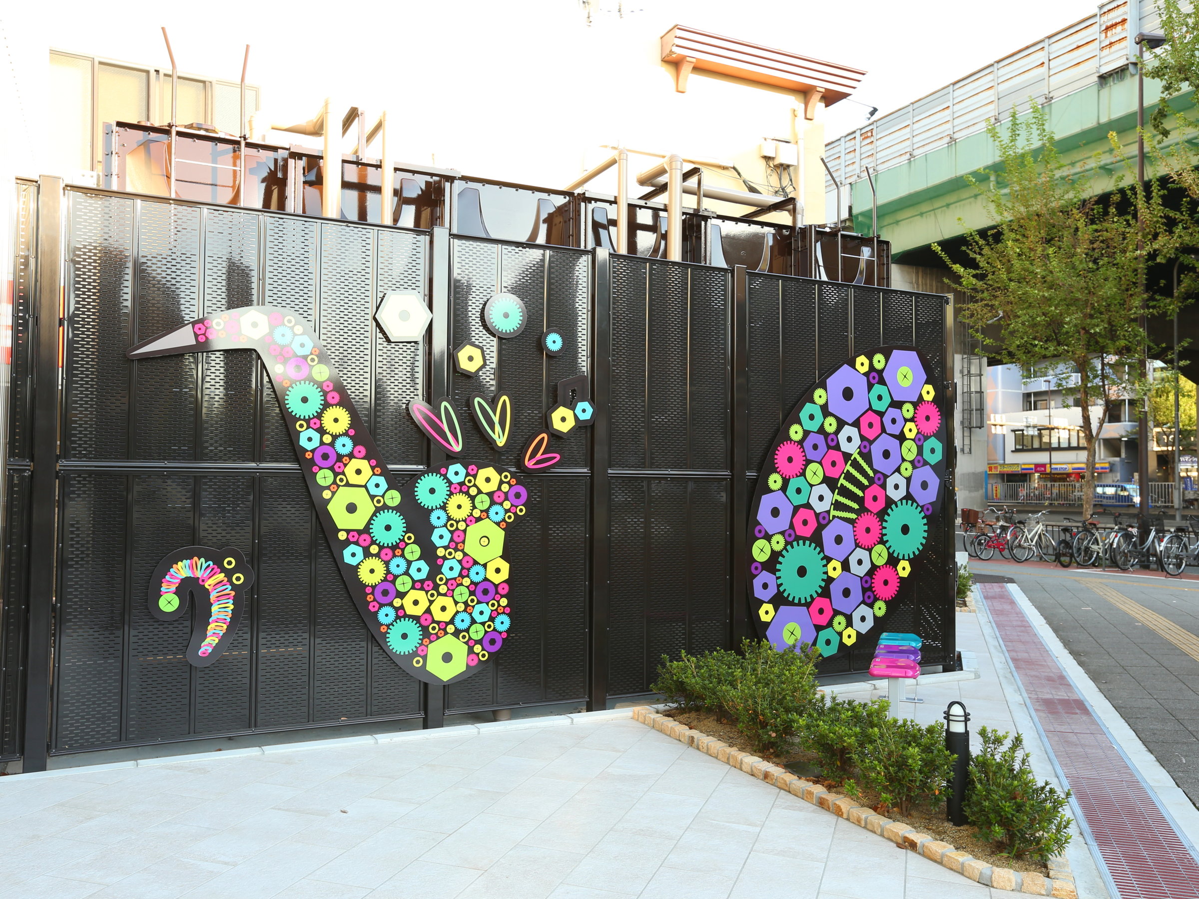 �O�ρE�G���g�����X�i����㉺���W���Y�ƃ��O�r�[�f�U�C���j