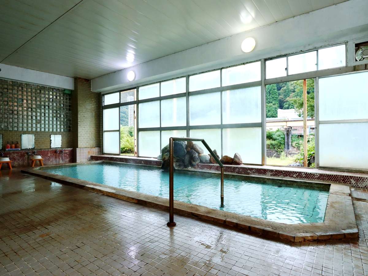 �y����z�����B�傫�ȑ����������������荞�ޓ����嗁��B