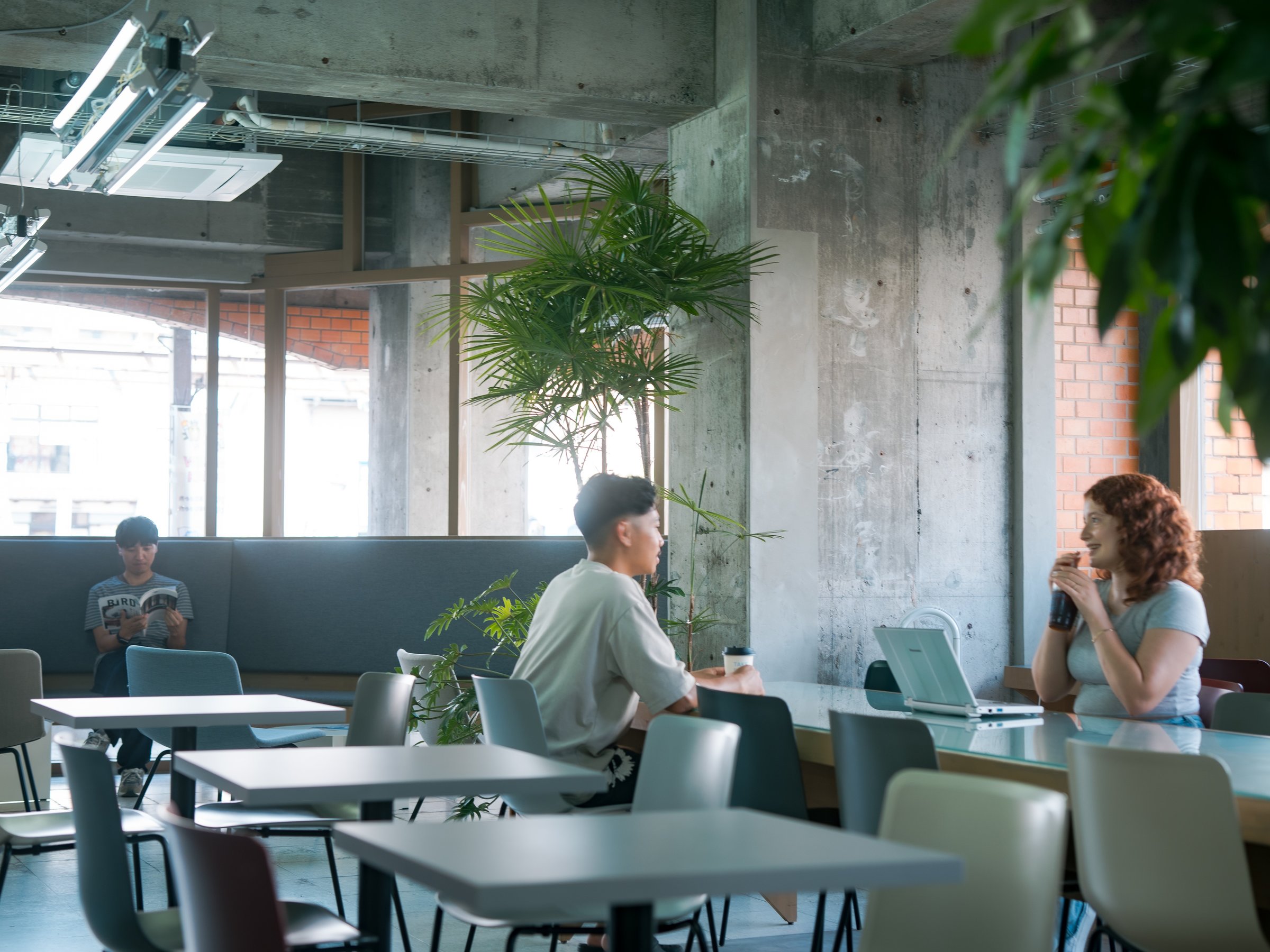 �y���r�[/�R���[�L���O�X�y�[�X�z�ō������Ƃɂ��g����J���I�ȋ��