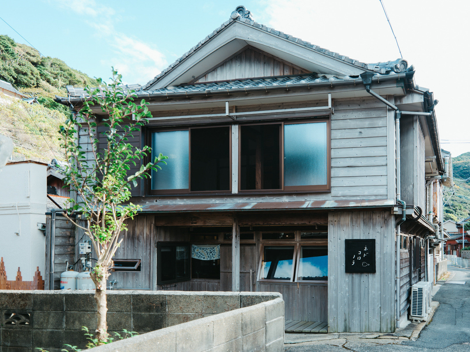 �z�P�O�O�N�𒴂���Ö��Ƃ����m�x�[�V����