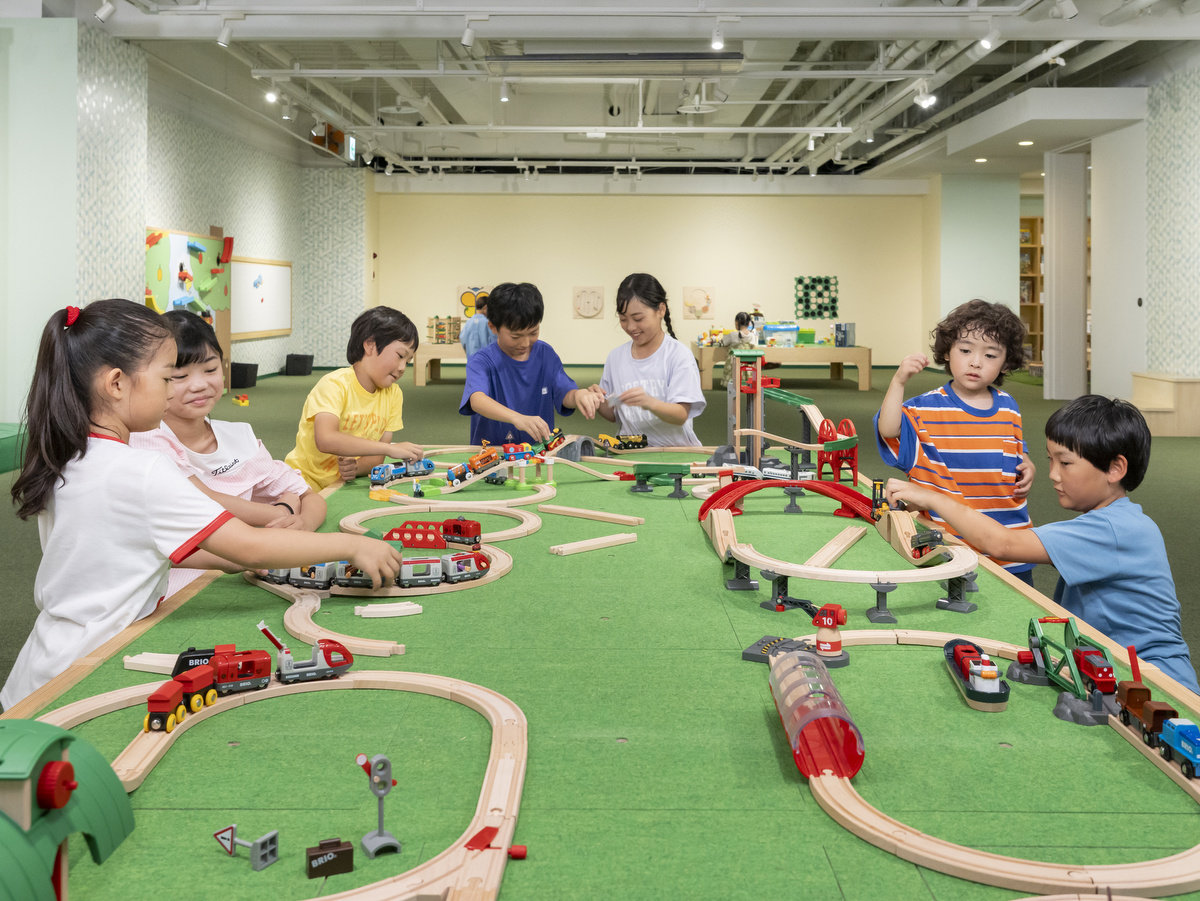 �y�A�E�\�E�{�[���z�ؐ����[�������R�ɂȂ��ēd�ԗV�сI