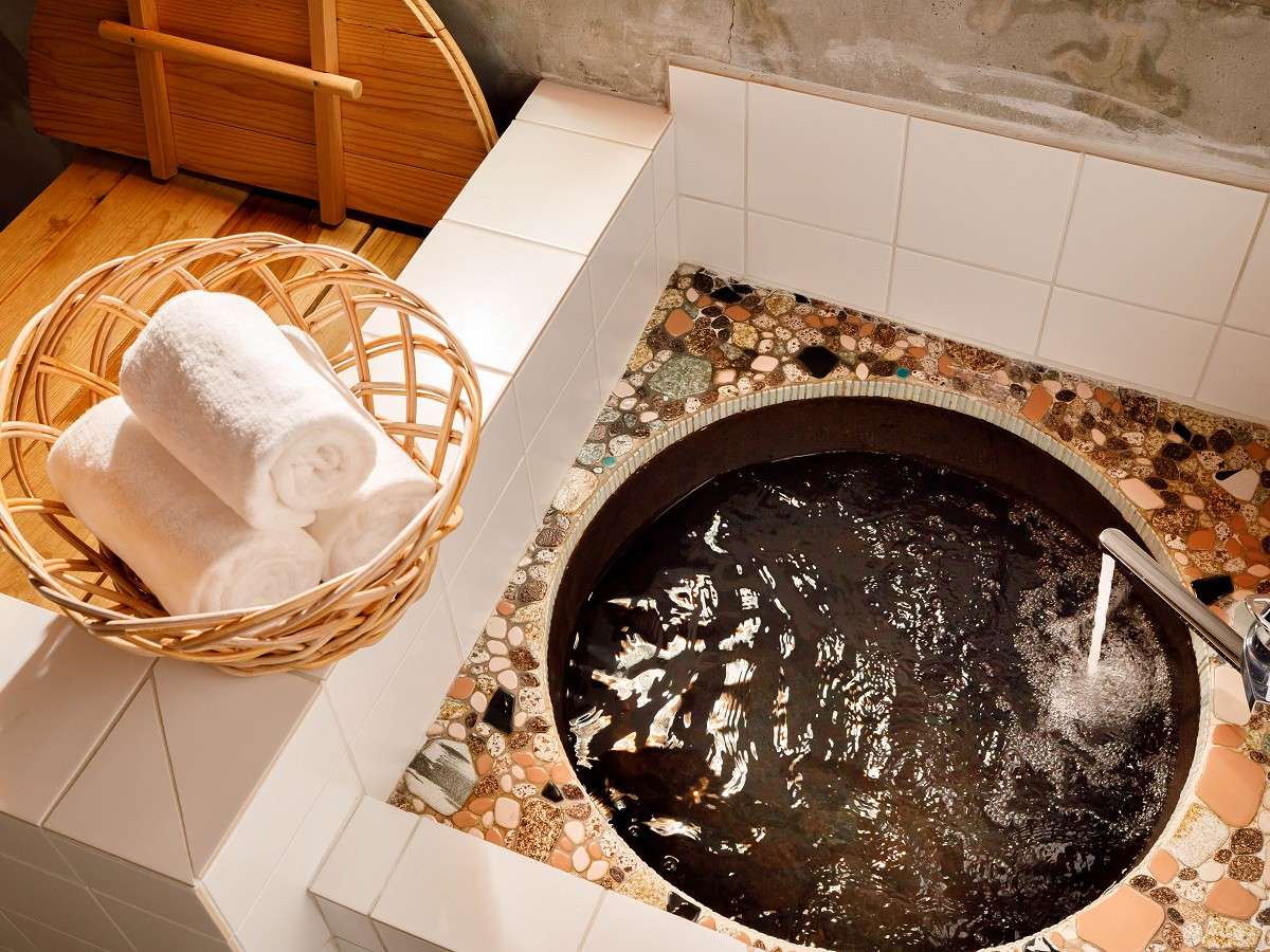 �u���q�̂���h�v���h�R���@���ł͒������܉E�q�啗�C�����̌����������܂�