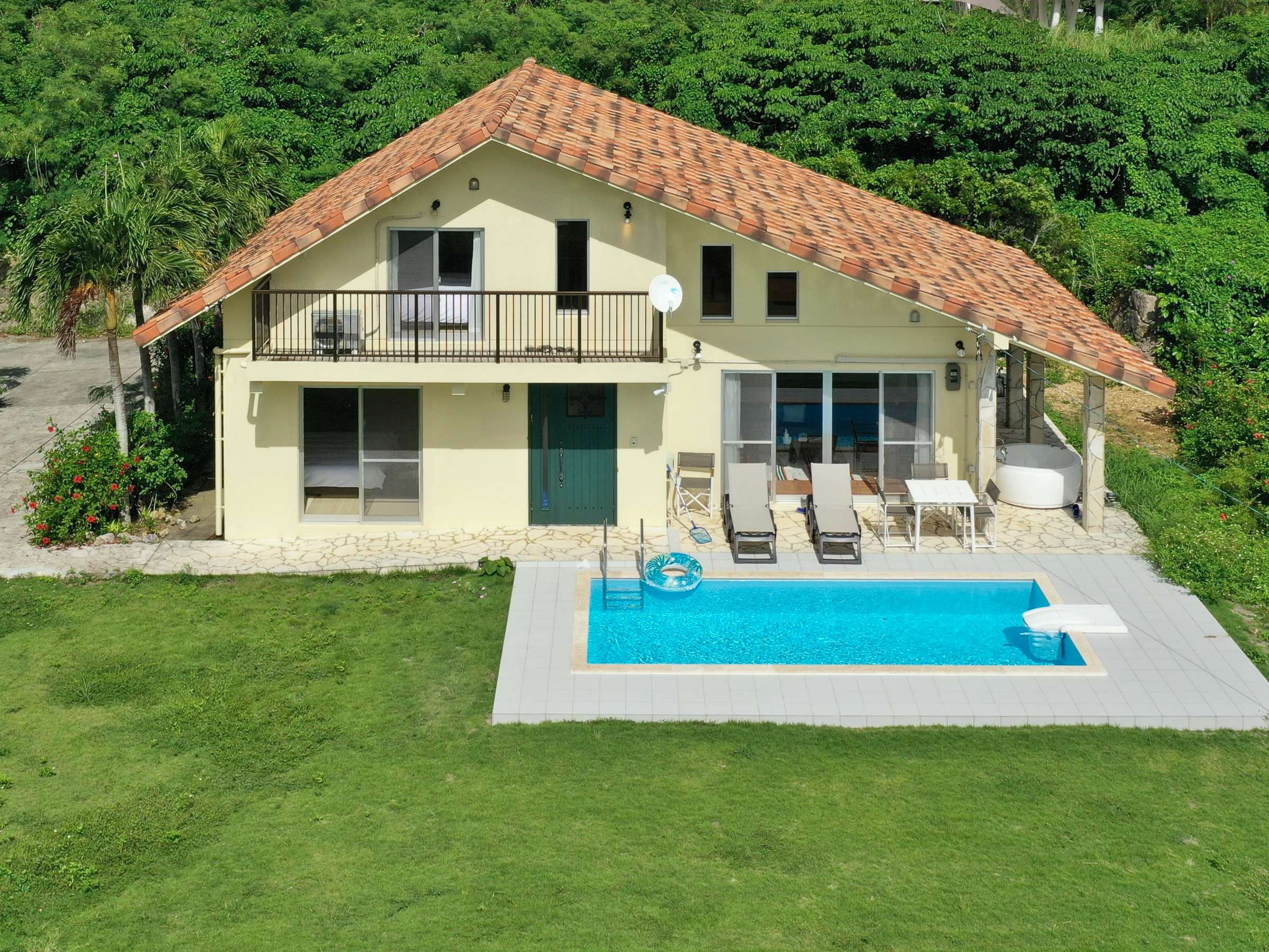 ���m�x�[�V�����v�[����