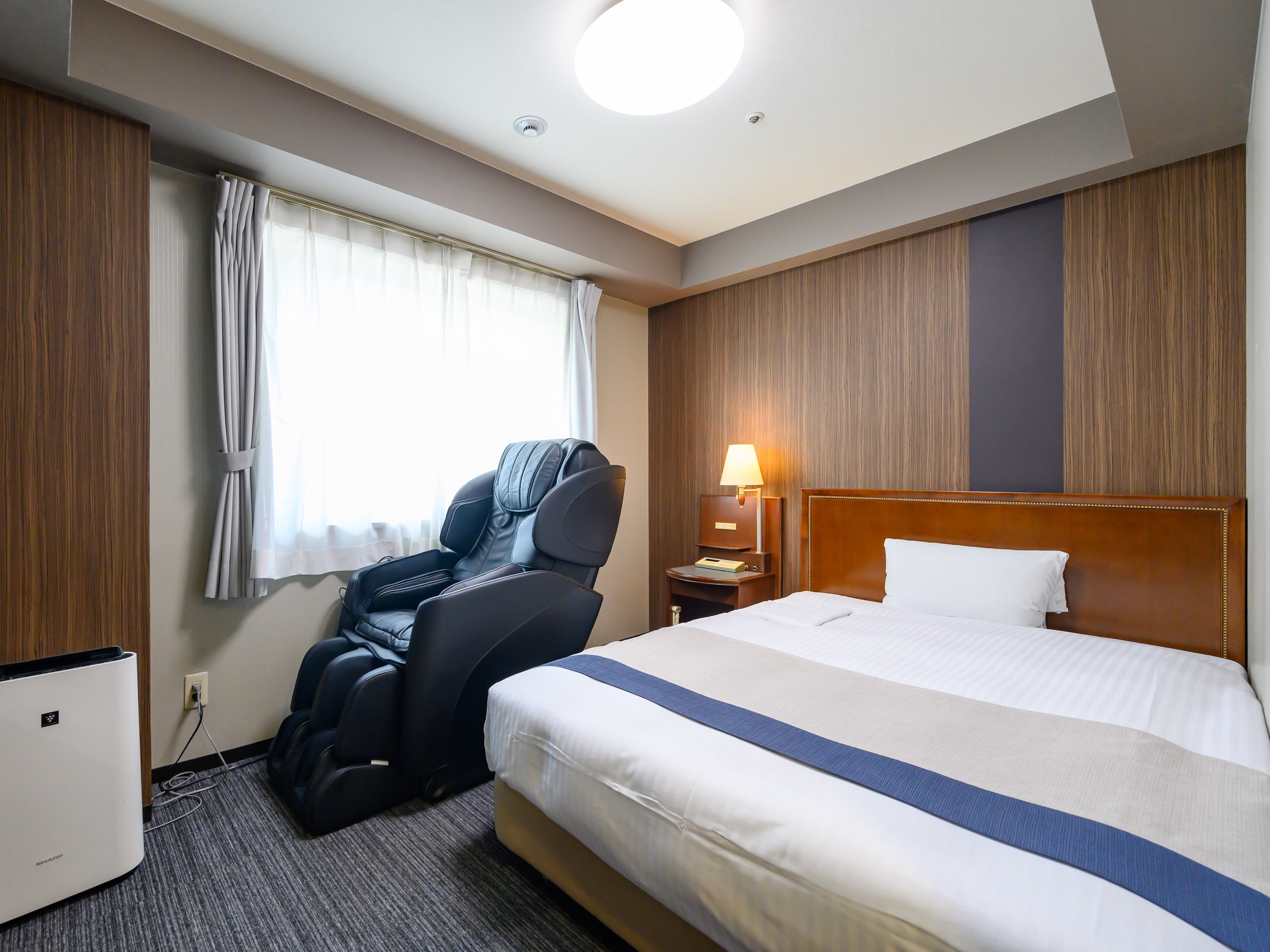 �y�_�u���X�^���_�[�h�z�R���Z�v�g���[���uthe first�v���R�����x�b�h��140�p1��